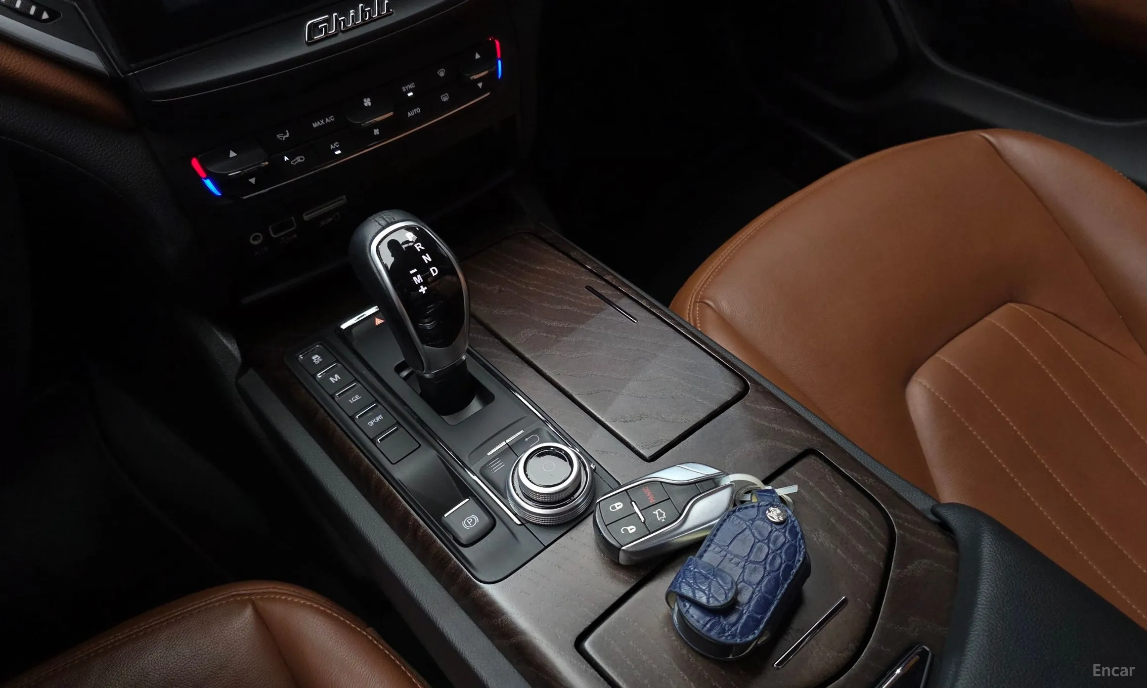 Maserati Ghibli превью 9