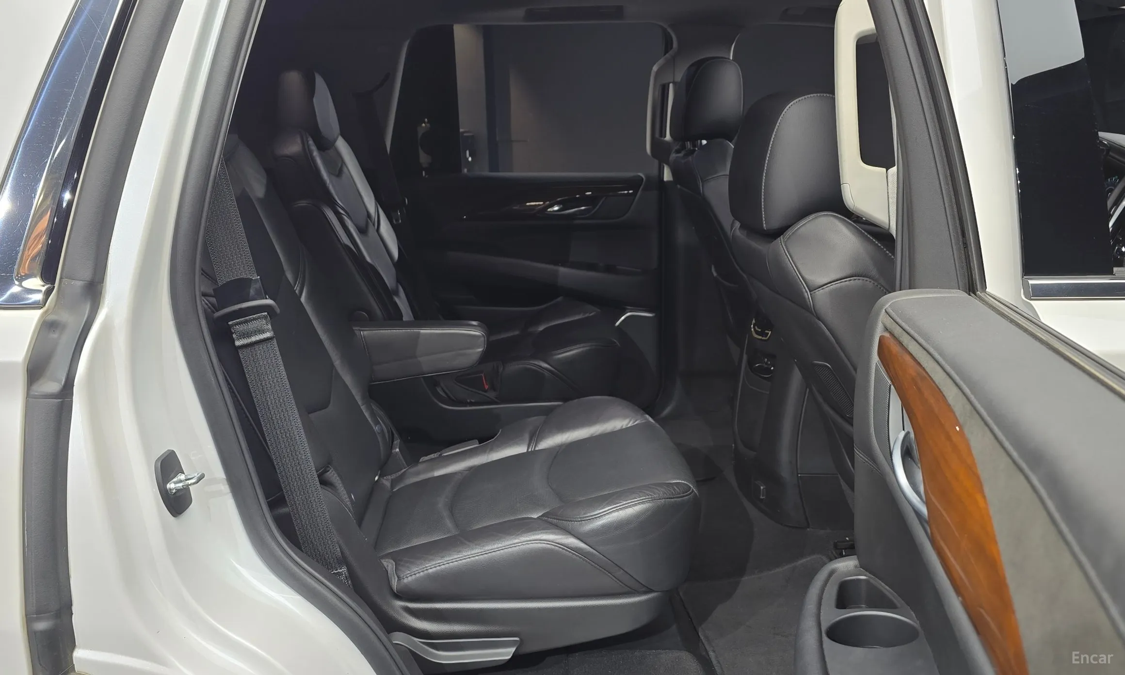 Cadillac Escalade превью 12