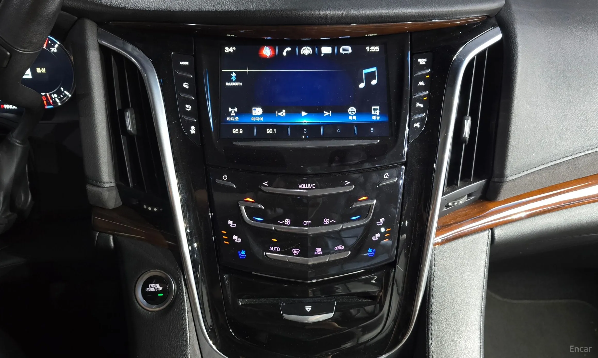 Cadillac Escalade превью 14