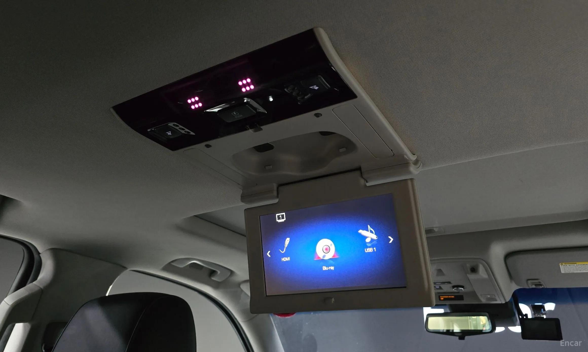 Cadillac Escalade превью 18