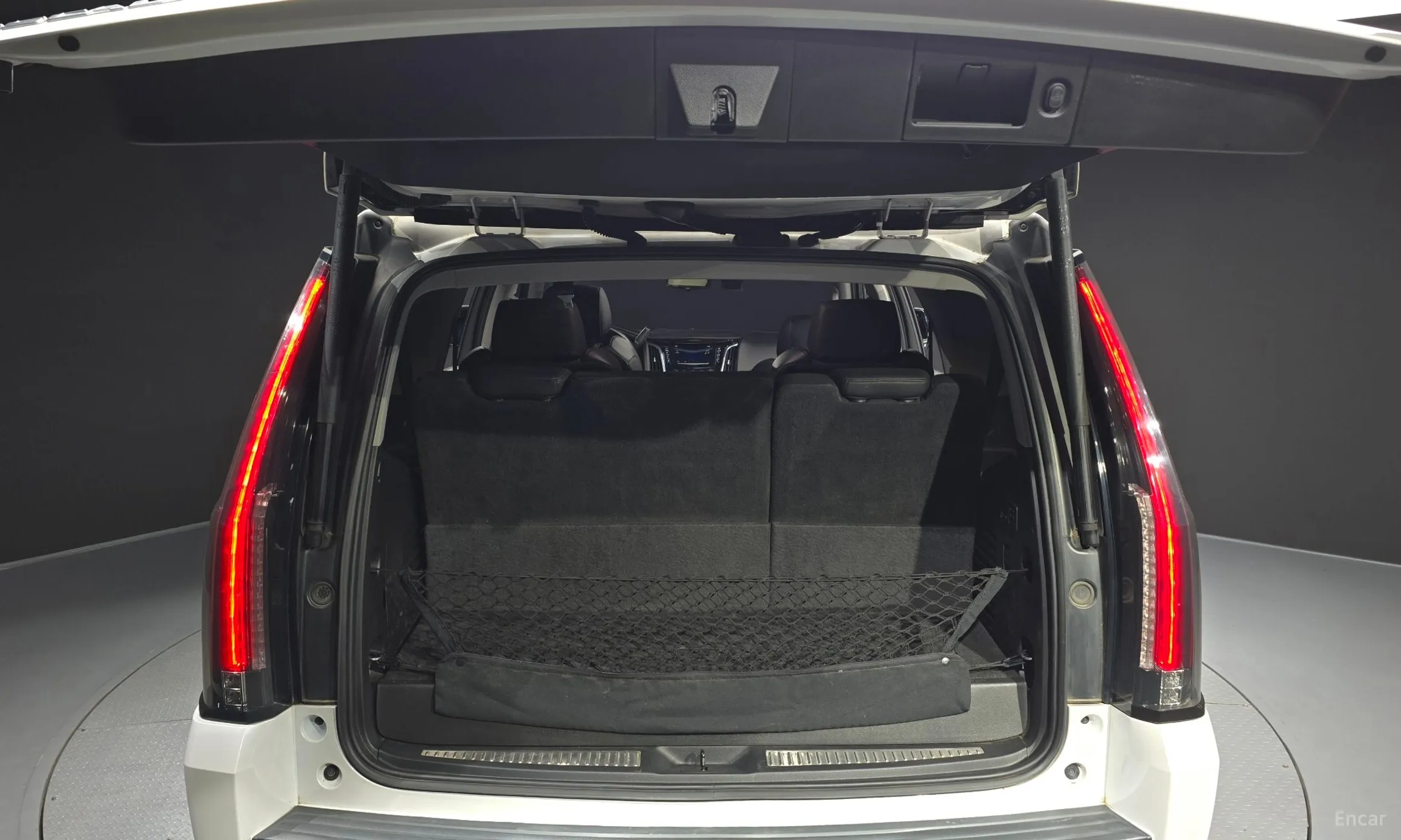 Cadillac Escalade превью 20
