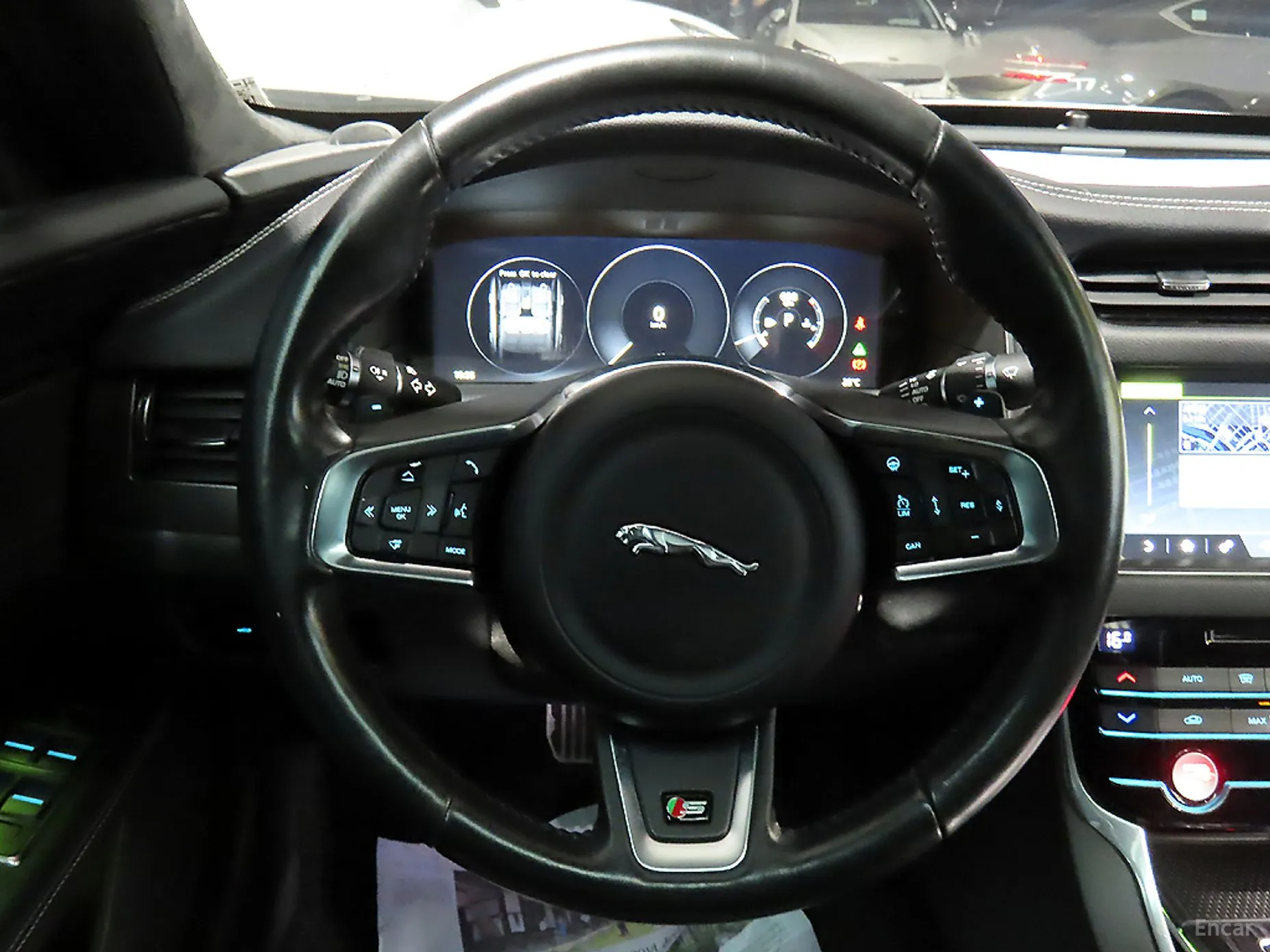 Jaguar XF (x260) превью 10