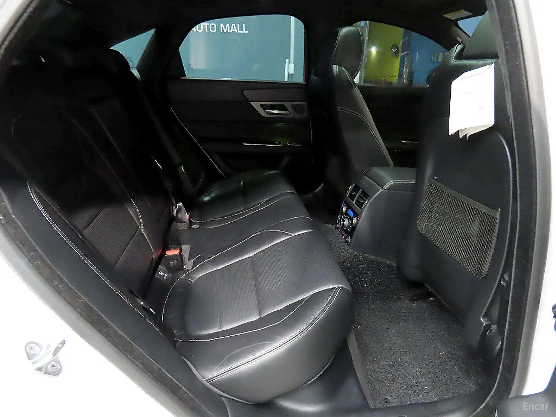 Jaguar XF (x260) превью 13