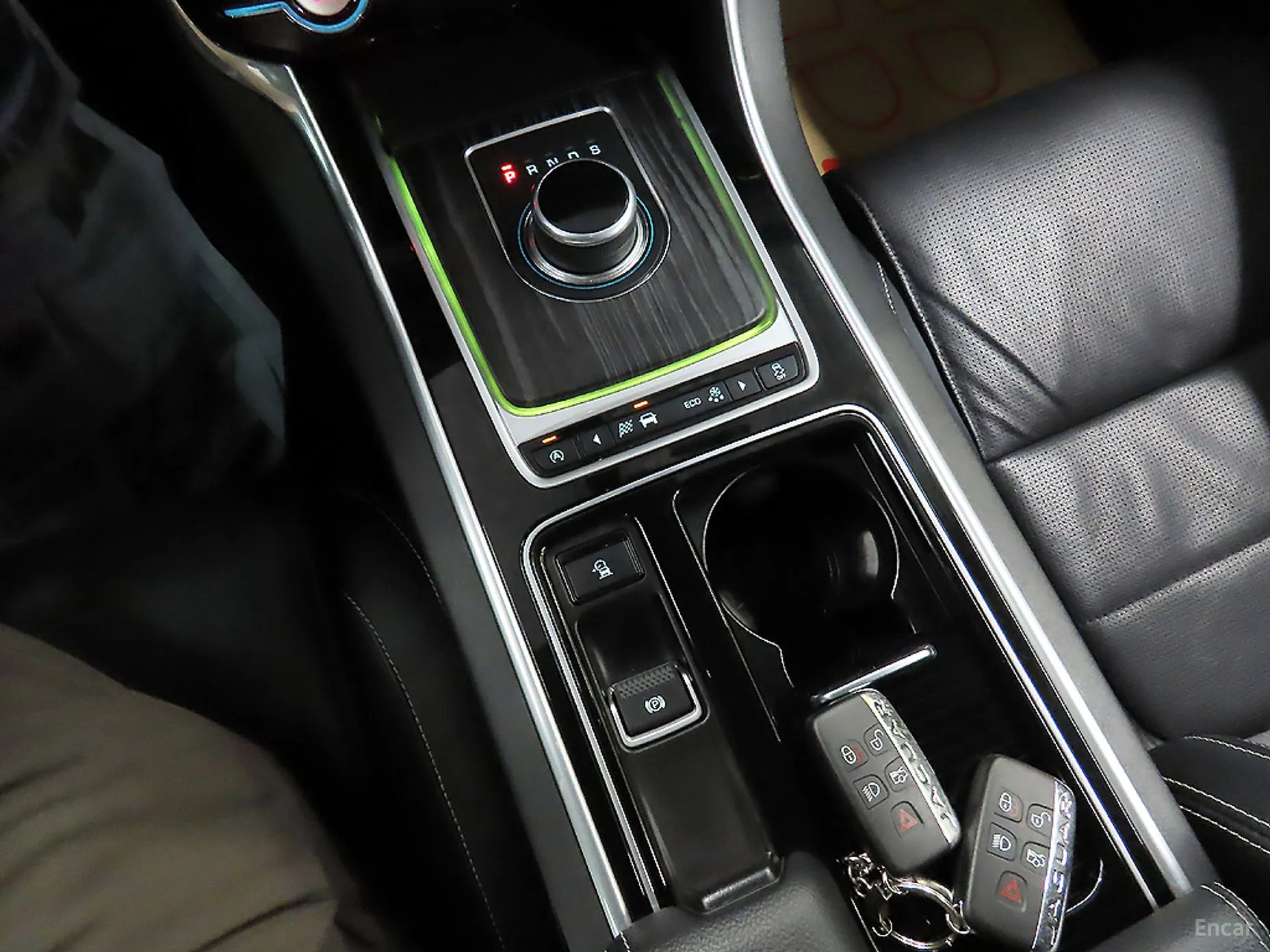 Jaguar XF (x260) превью 14