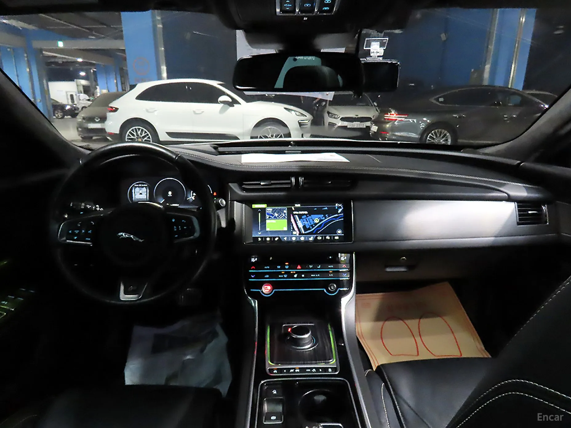 Jaguar XF (x260) превью 17