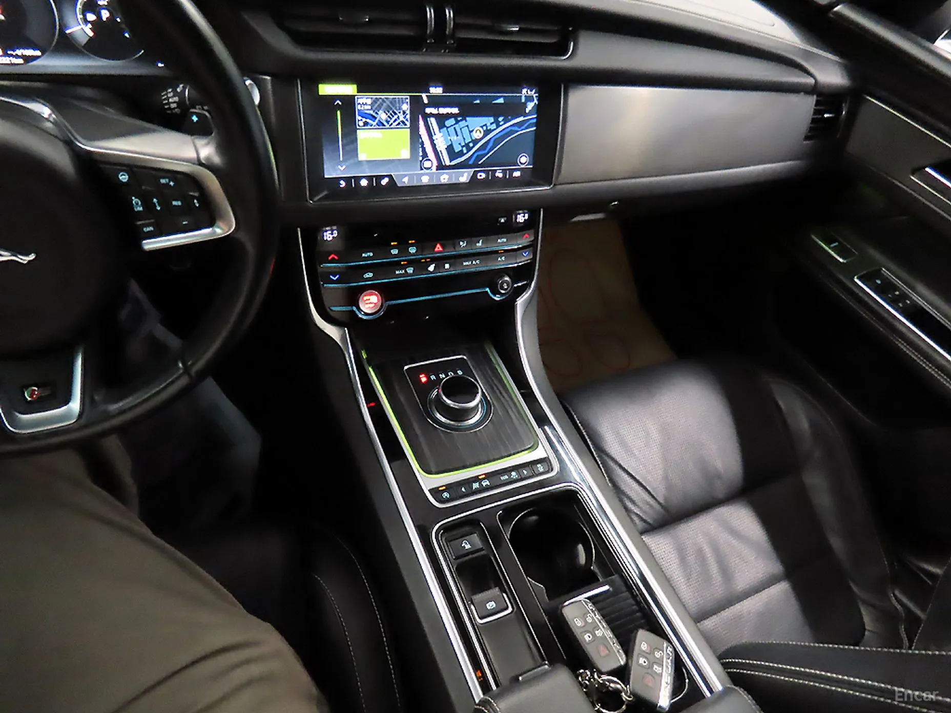 Jaguar XF (x260) превью 18