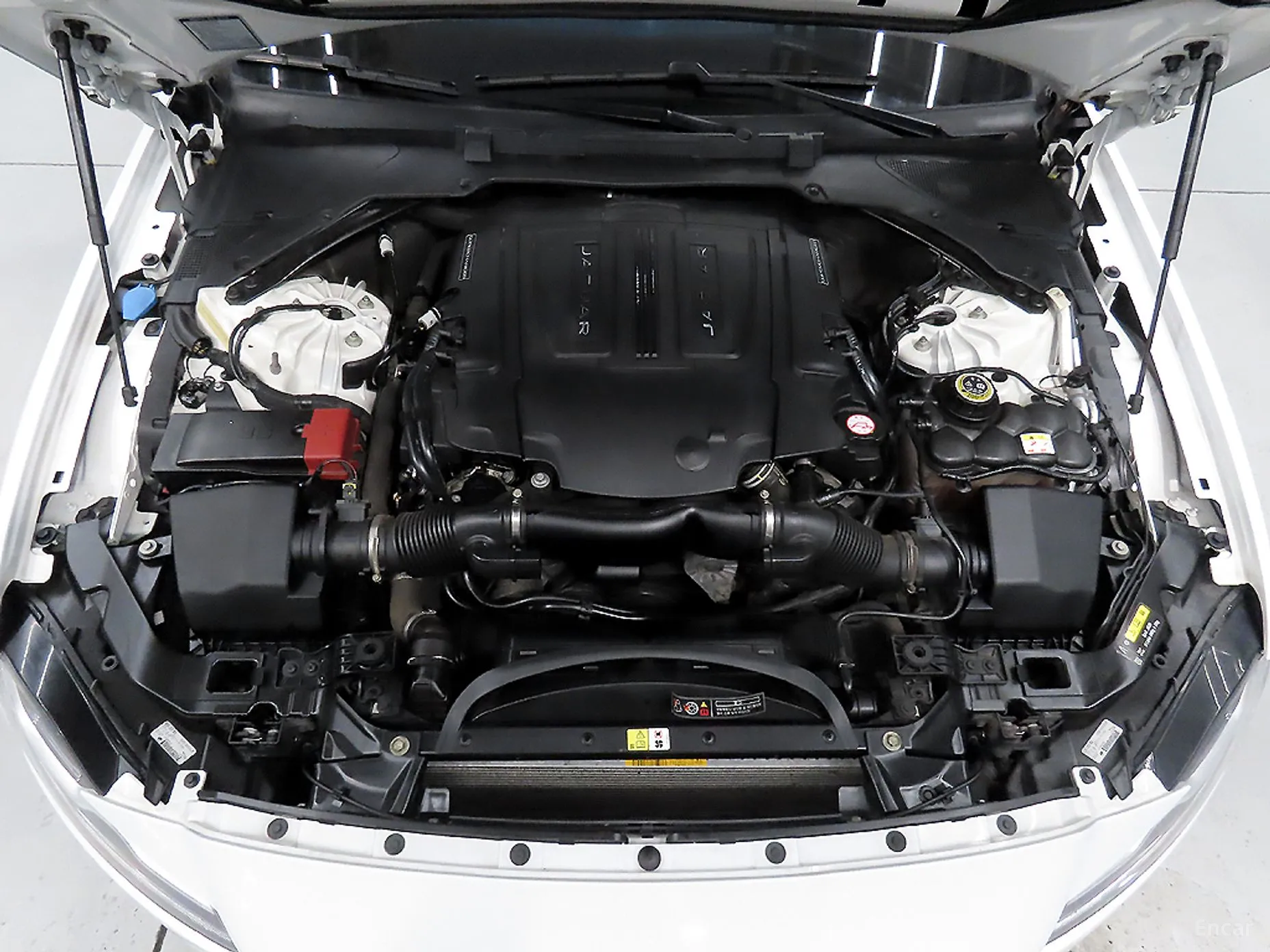 Jaguar XF (x260) превью 19