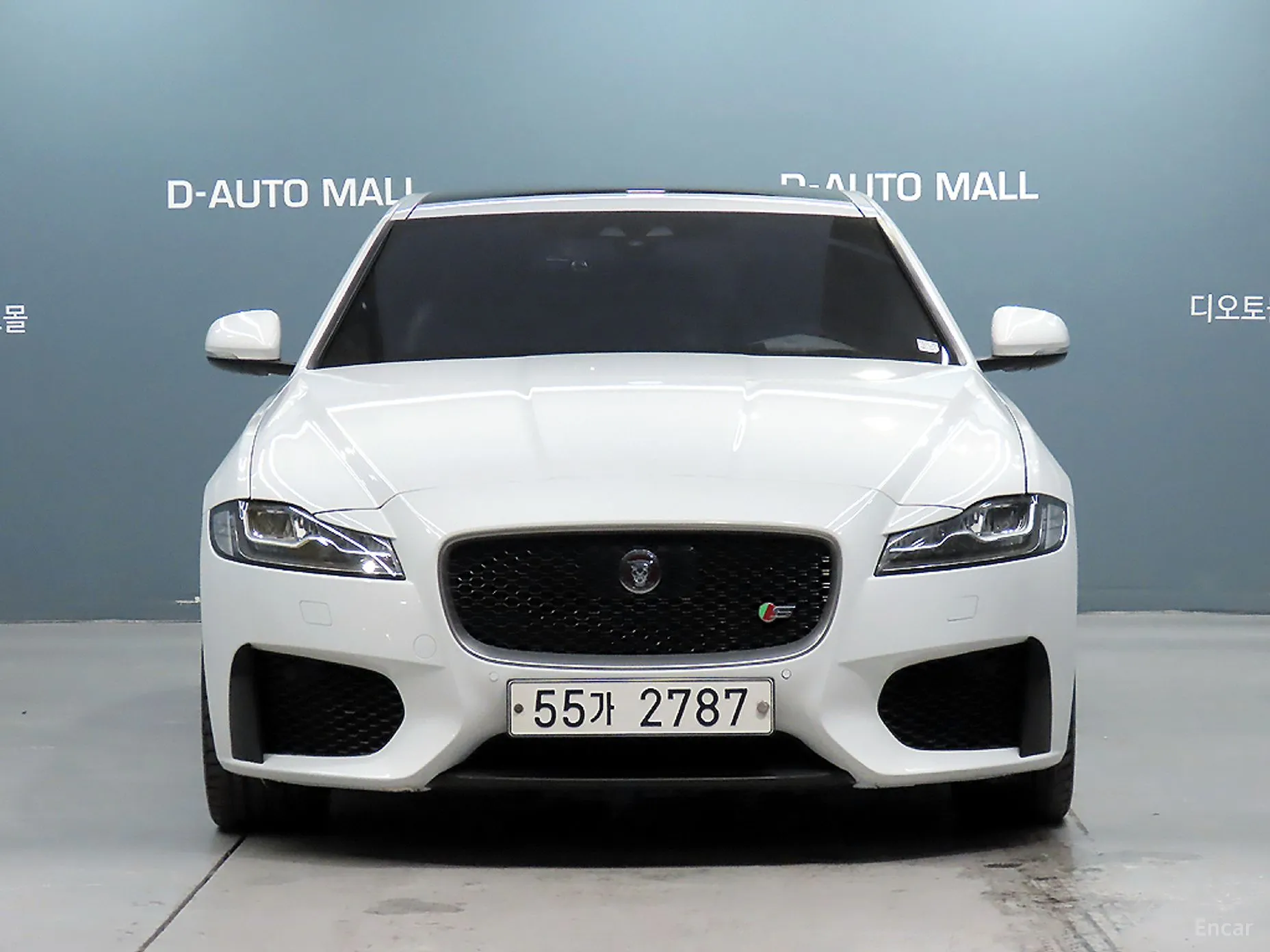Jaguar XF (x260) превью 5