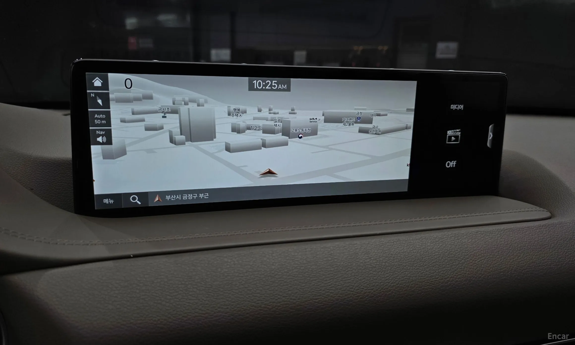 Genesis GV80 превью 14
