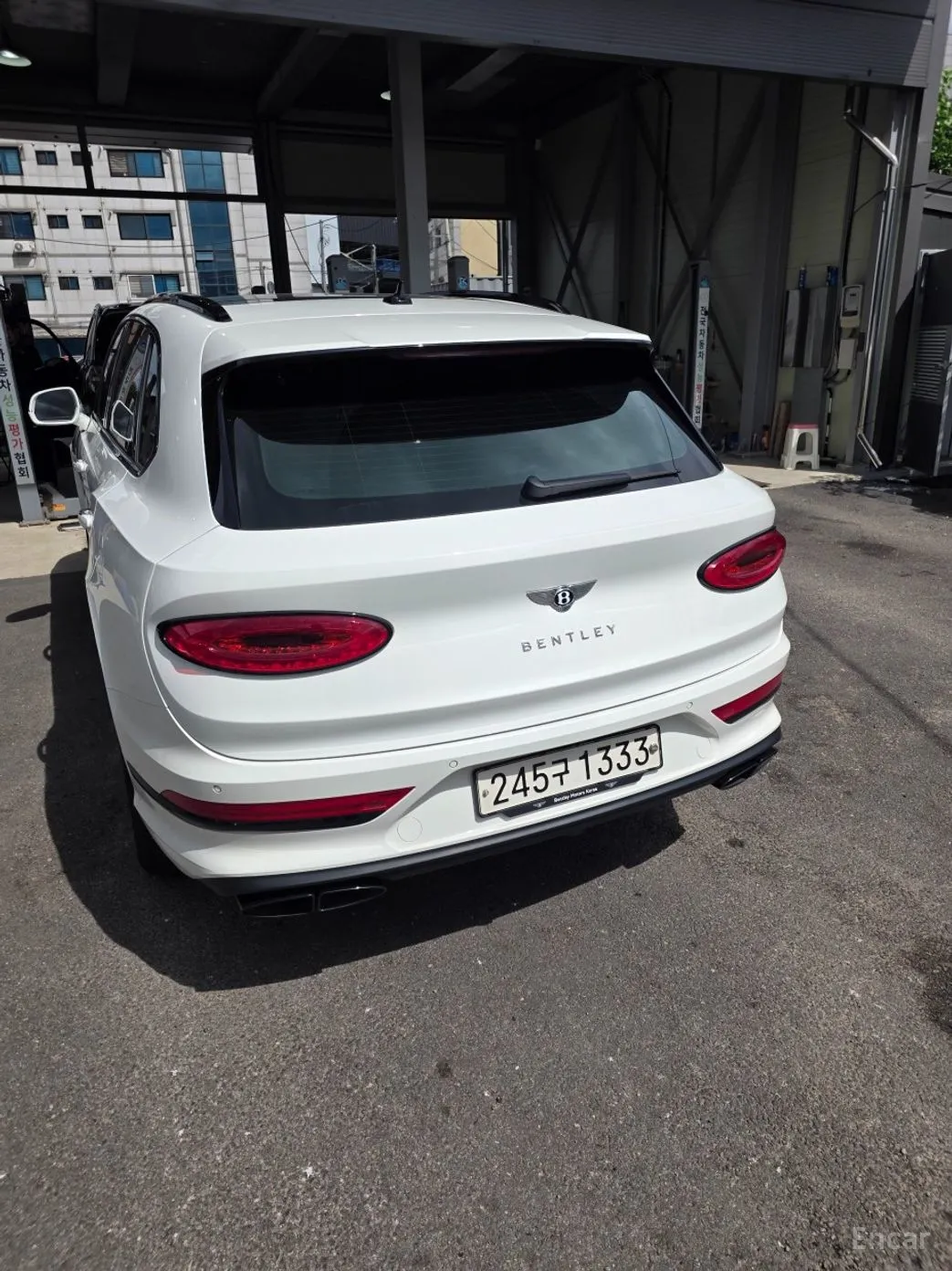 Bentley Bentayga превью 3