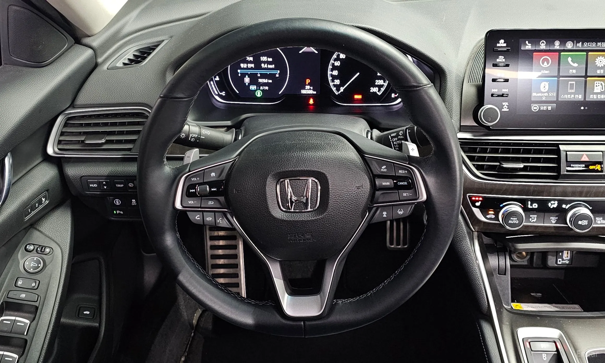 Honda Accord 10th Generation превью 14