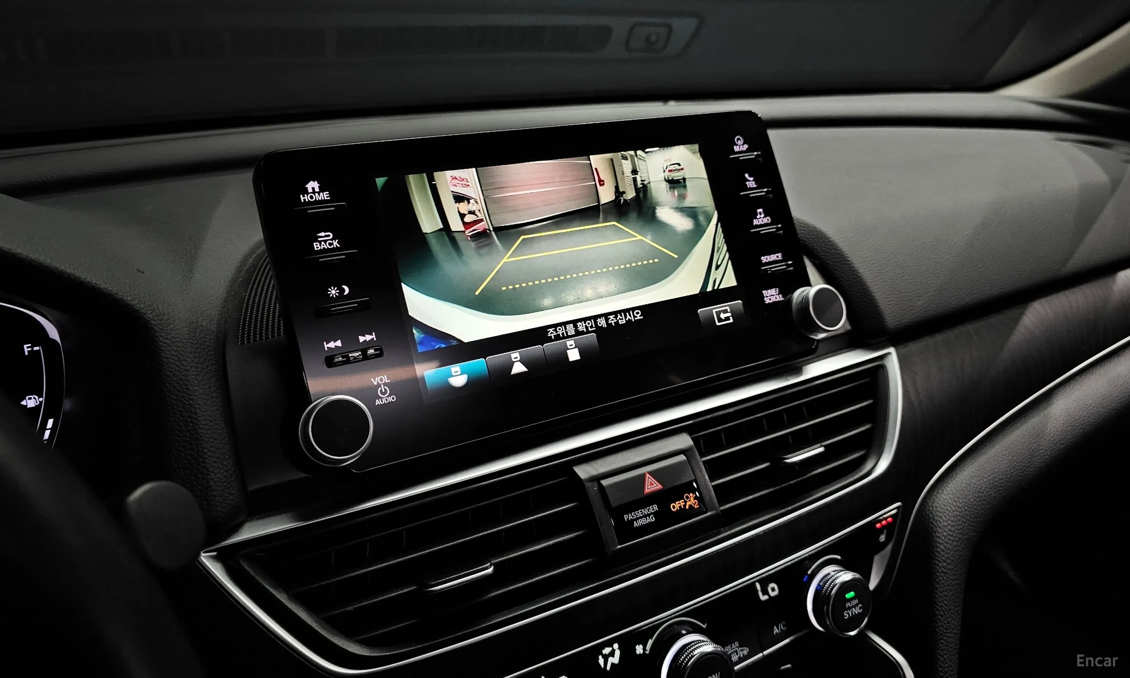 Honda Accord 10th Generation превью 17