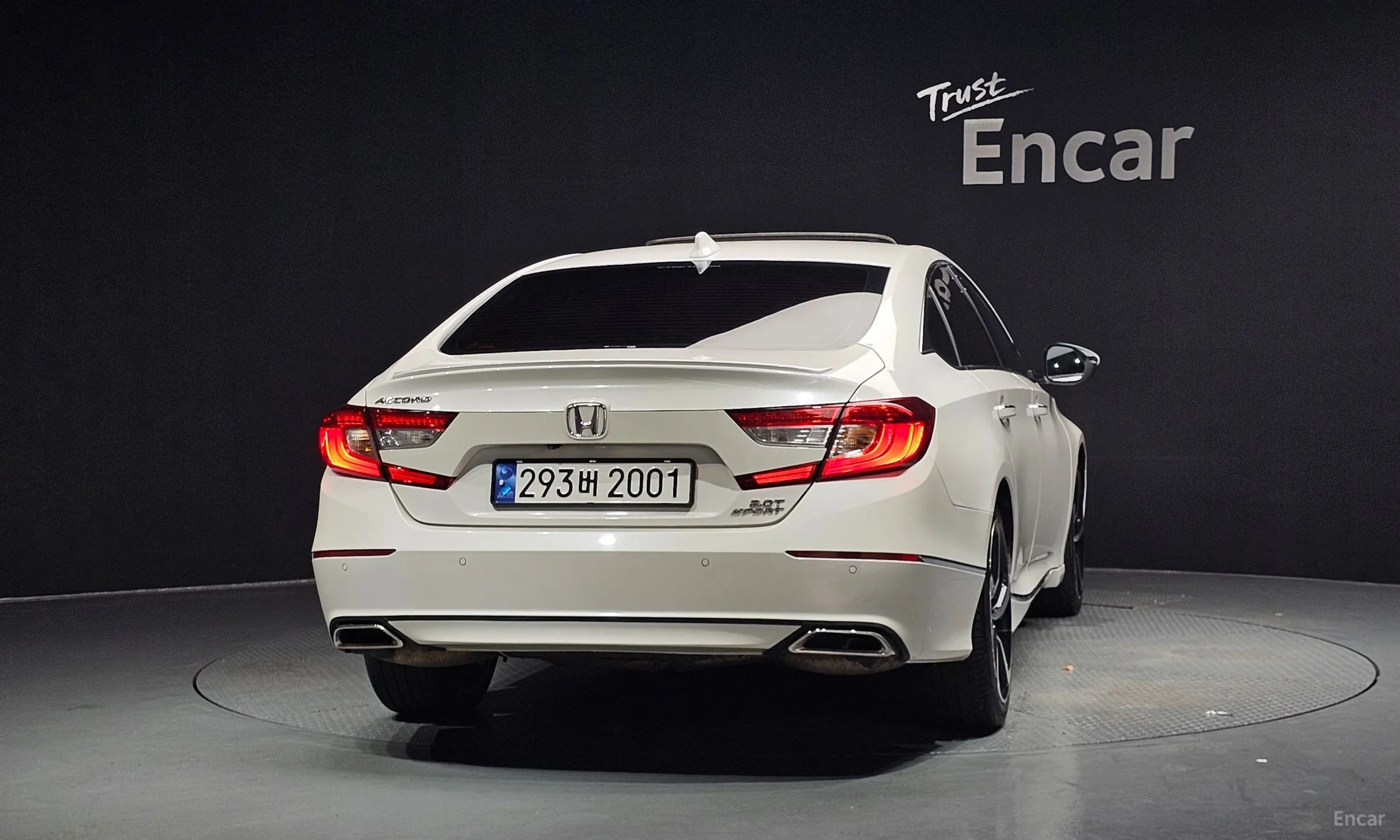 Honda Accord 10th Generation превью 4