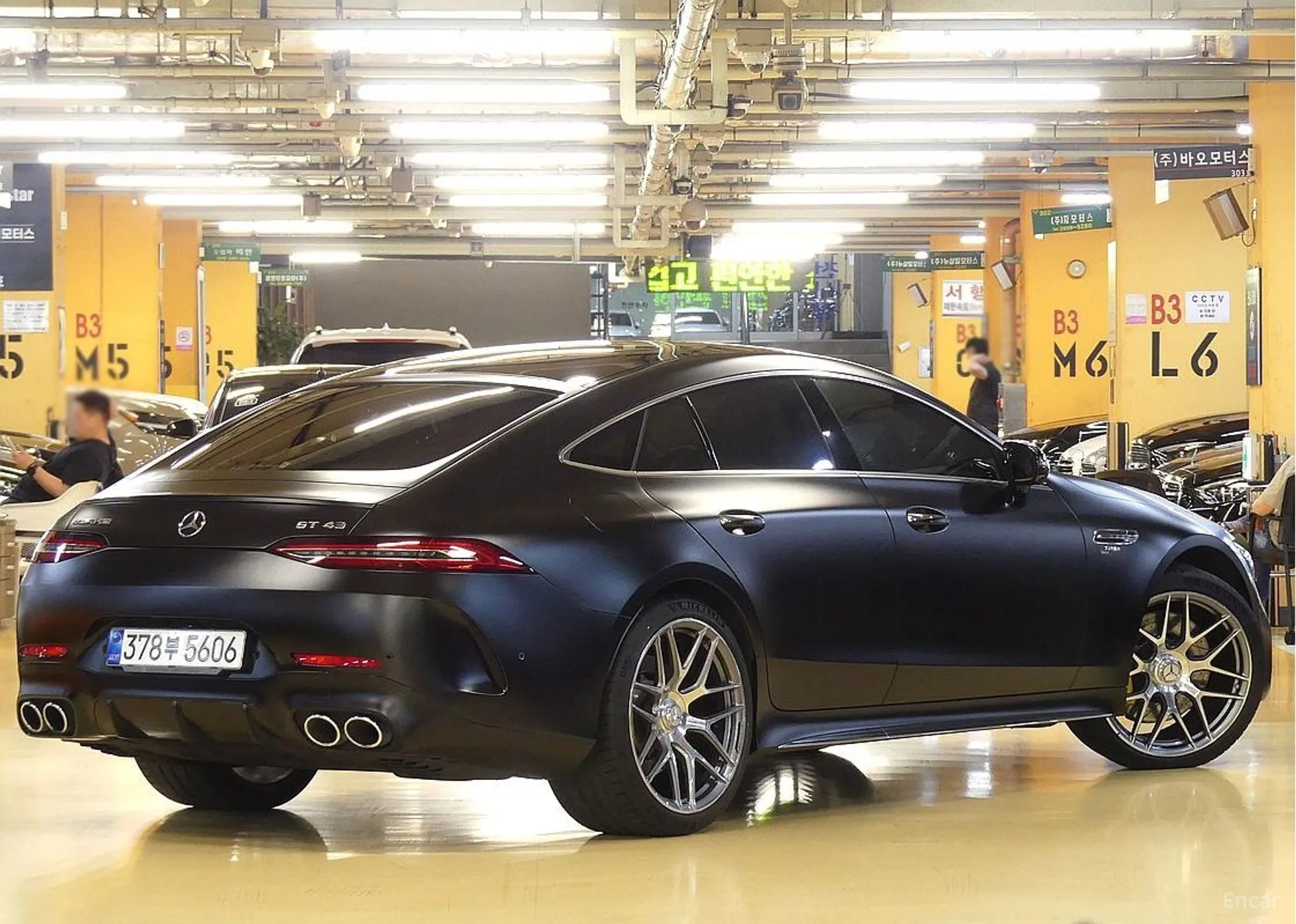 Mercedes Benz AMG GT