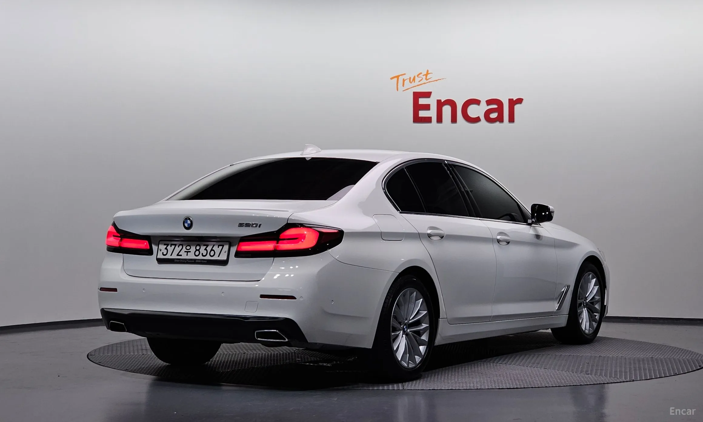 BMW 5 Series (G30)