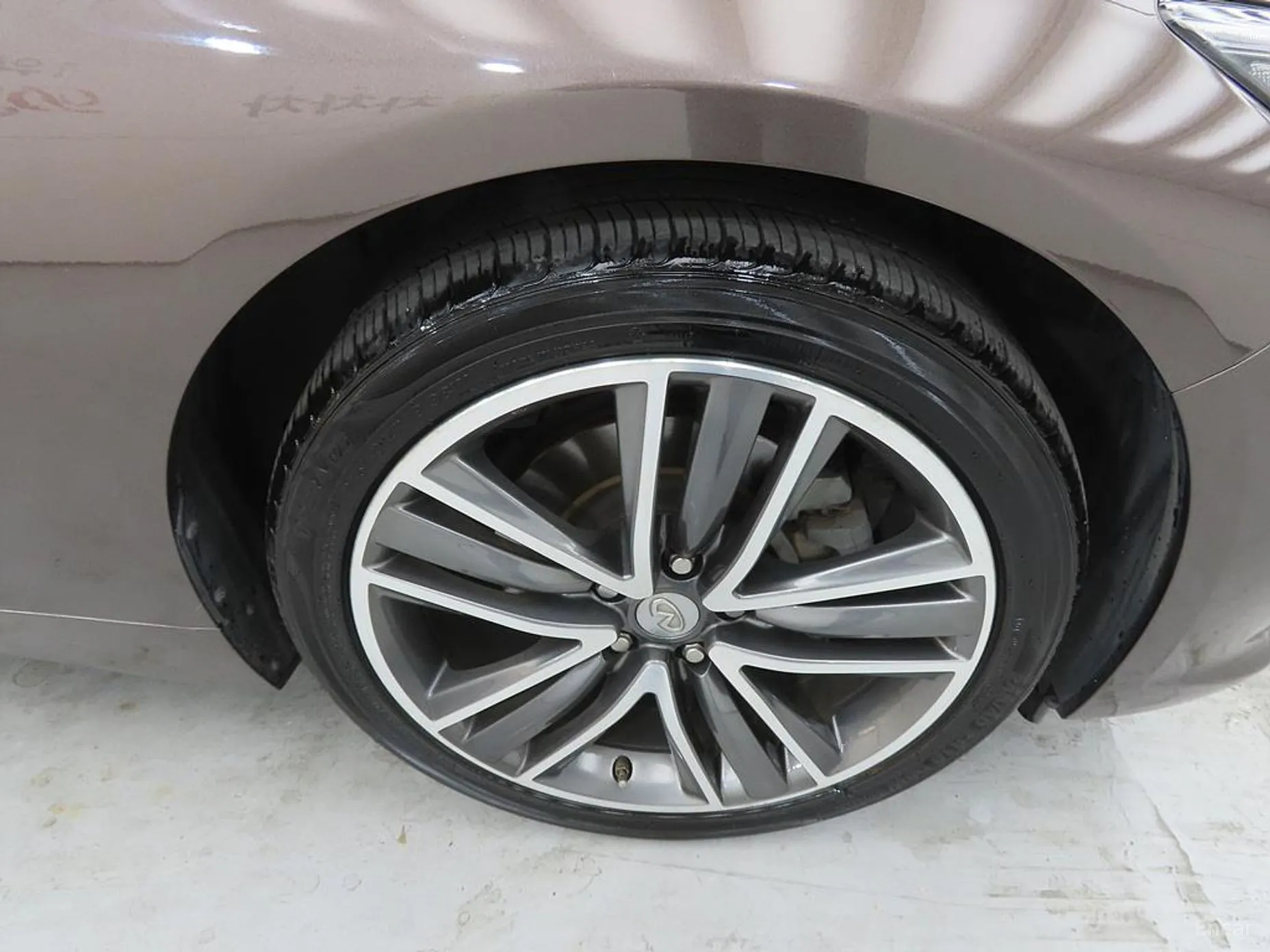 Infiniti Q50 превью 20