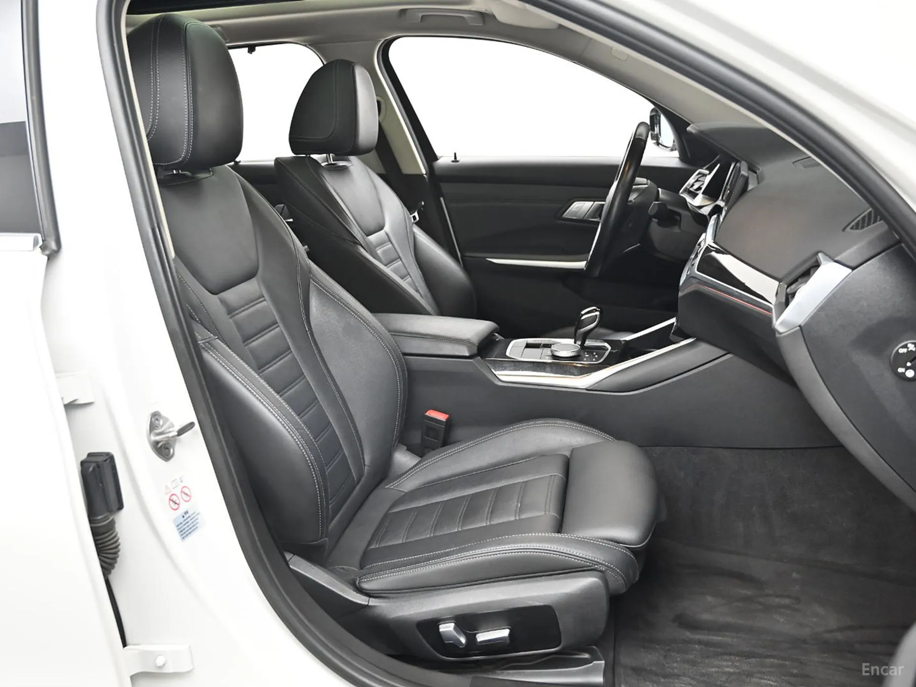 BMW 3 Series (G20) превью 10