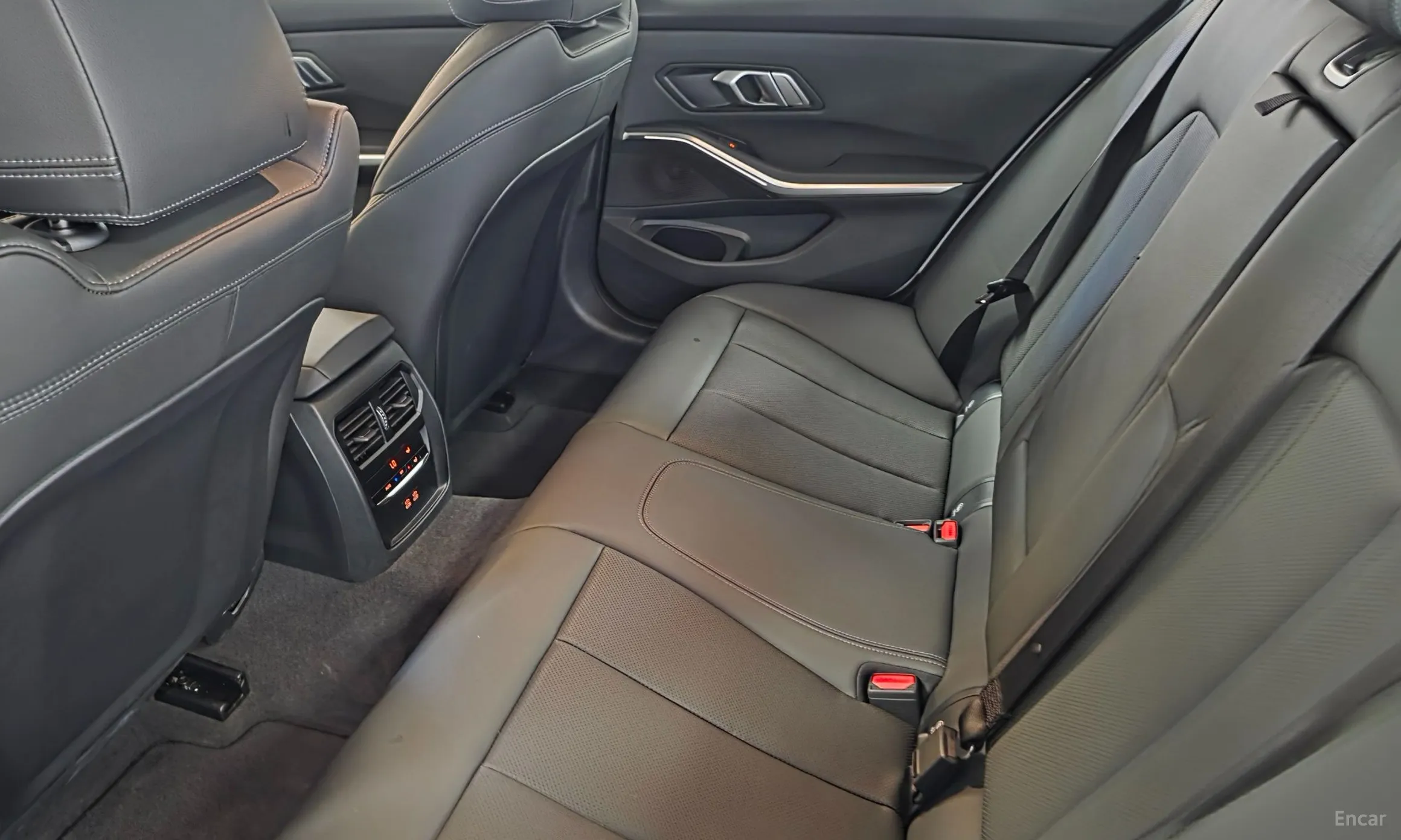 BMW 3 Series (G20) превью 12