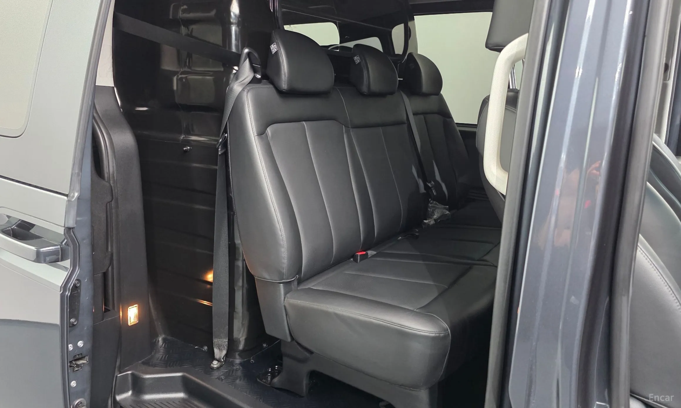 Hyundai Staria превью 11