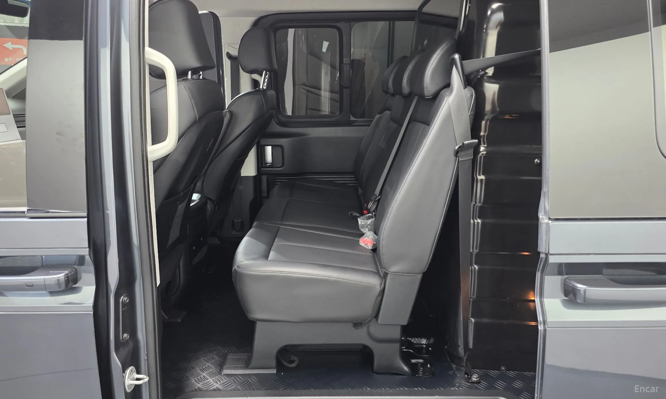 Hyundai Staria превью 12