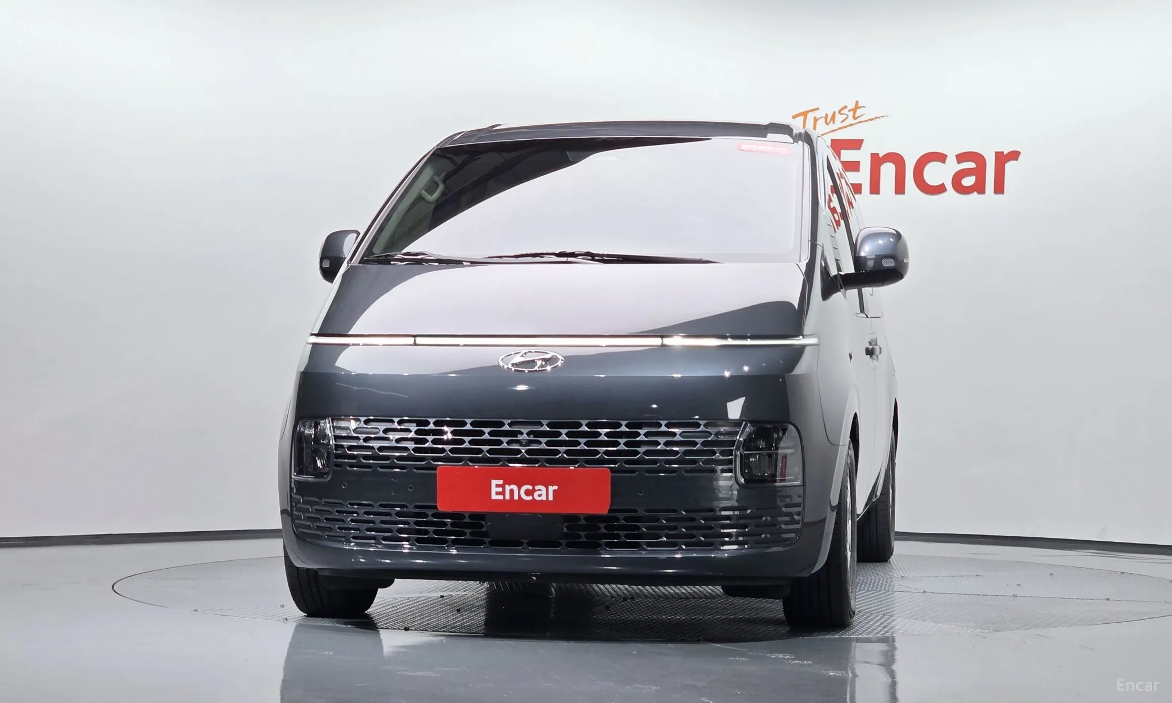Hyundai Staria превью 3
