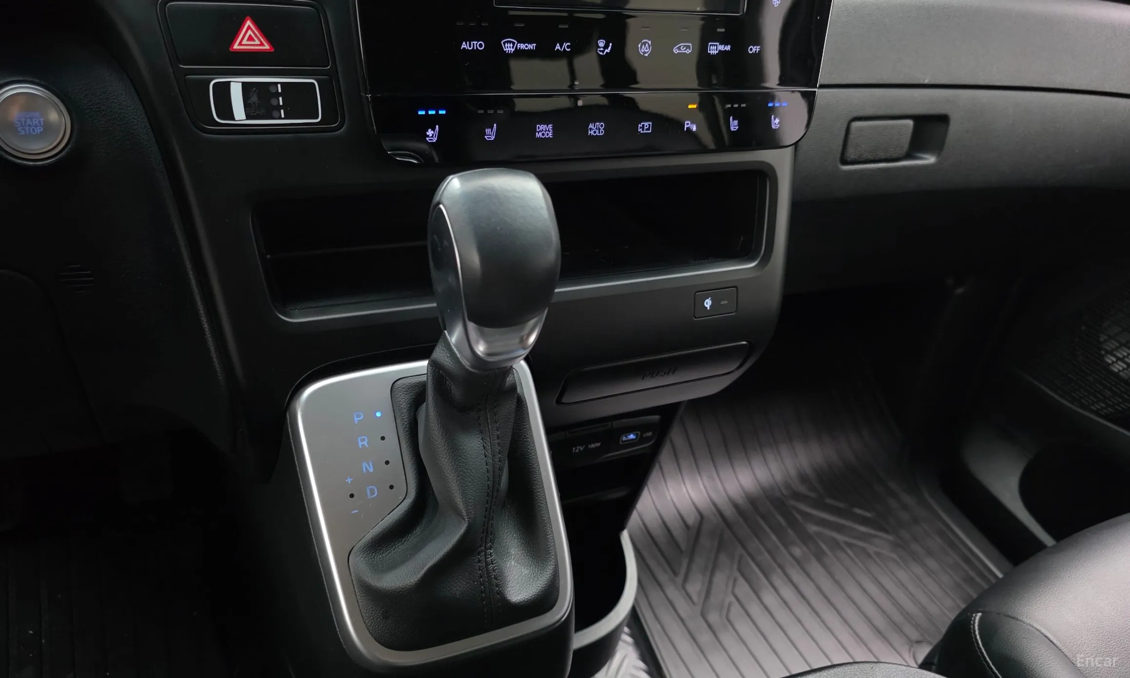 Hyundai Staria превью 9