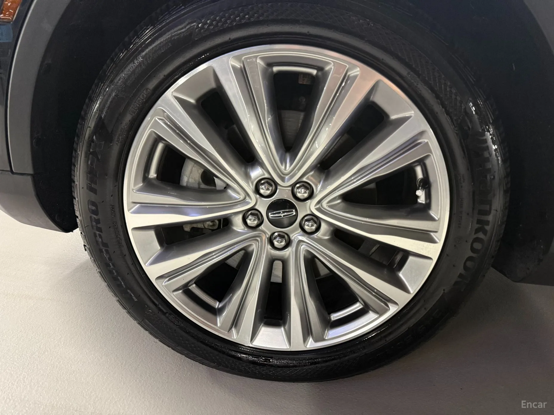 Lincoln MKX 2nd Generation превью 20