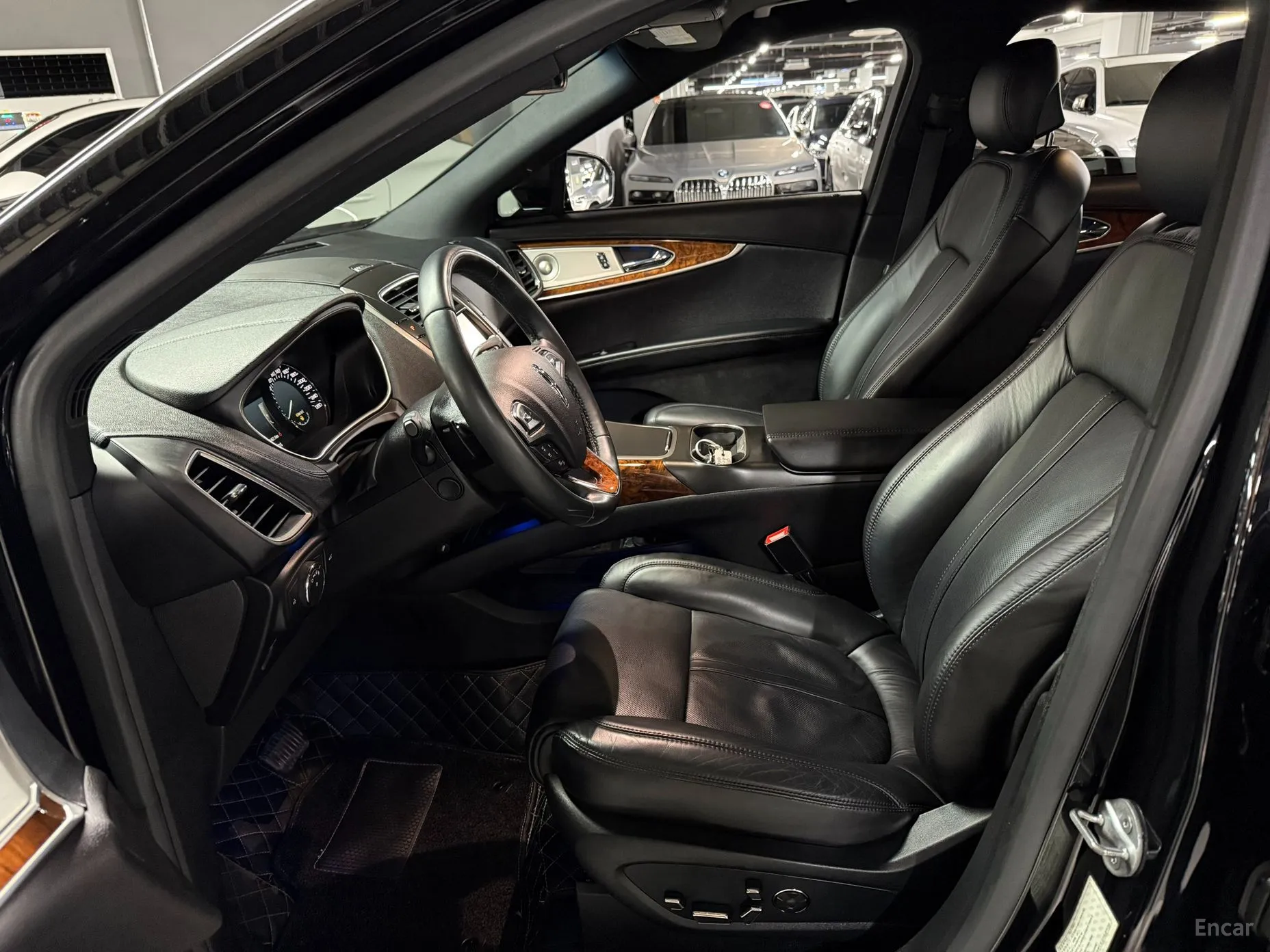 Lincoln MKX 2nd Generation превью 9