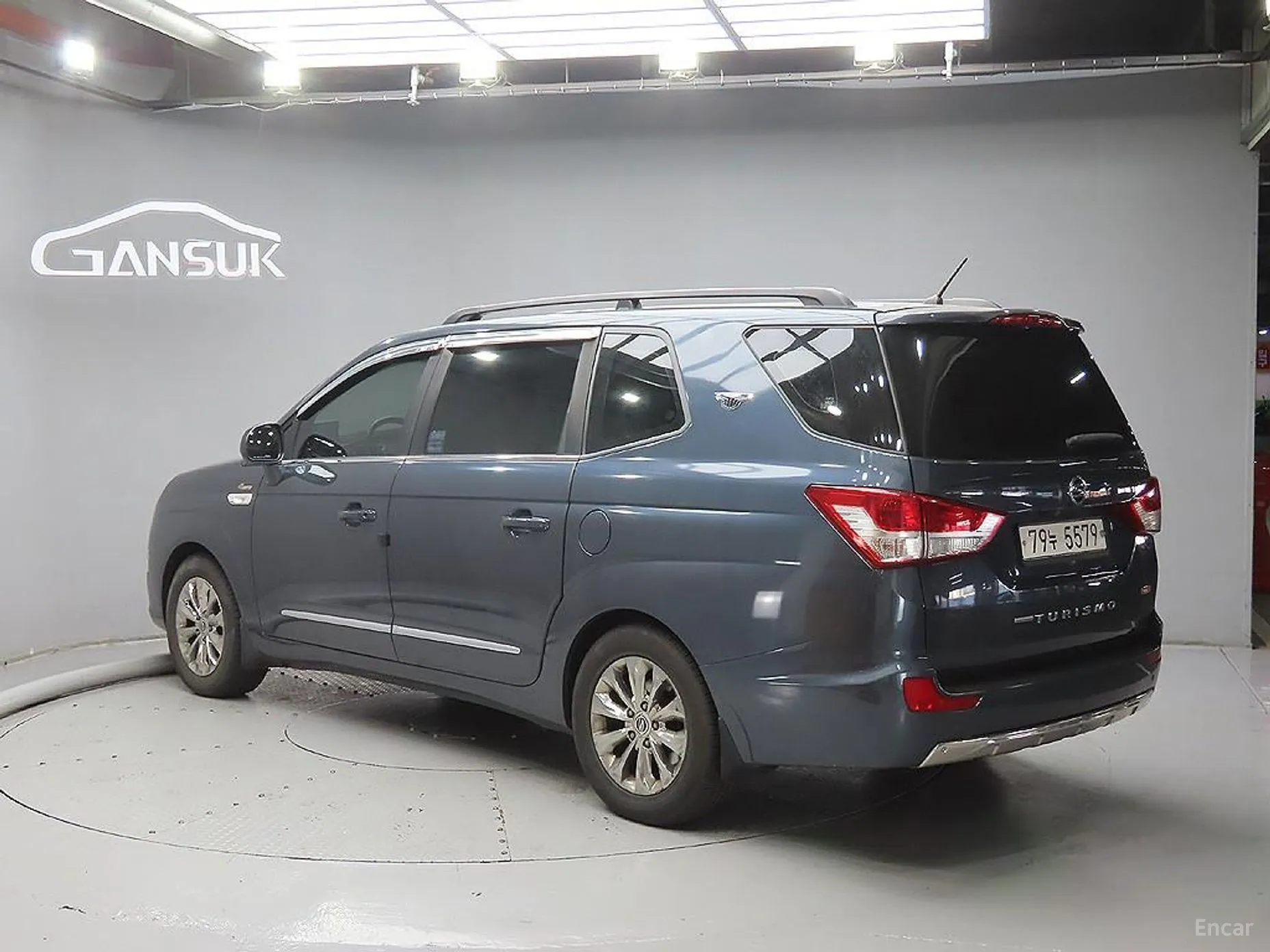 KG Mobility (SsangYong) Korando Turismo превью 3