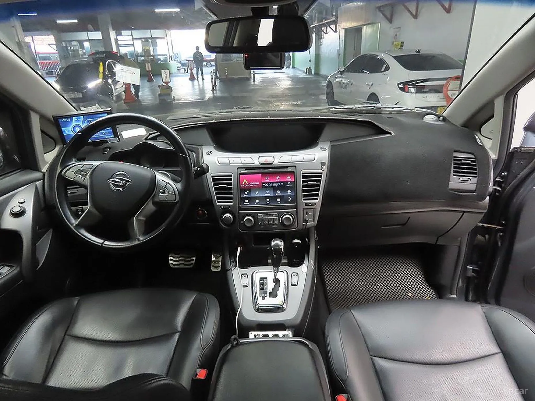 KG Mobility (SsangYong) Korando Turismo превью 7