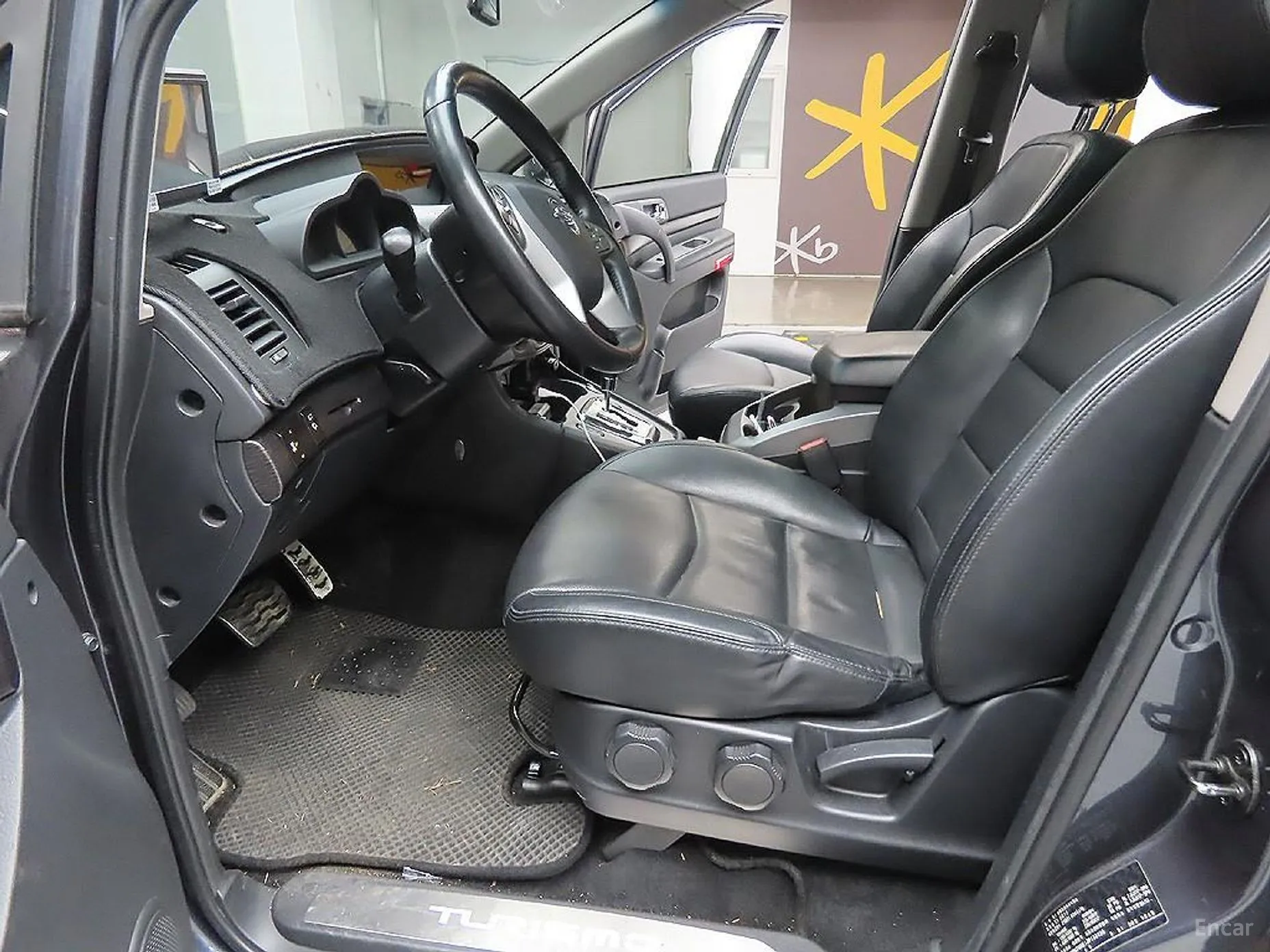 KG Mobility (SsangYong) Korando Turismo превью 9