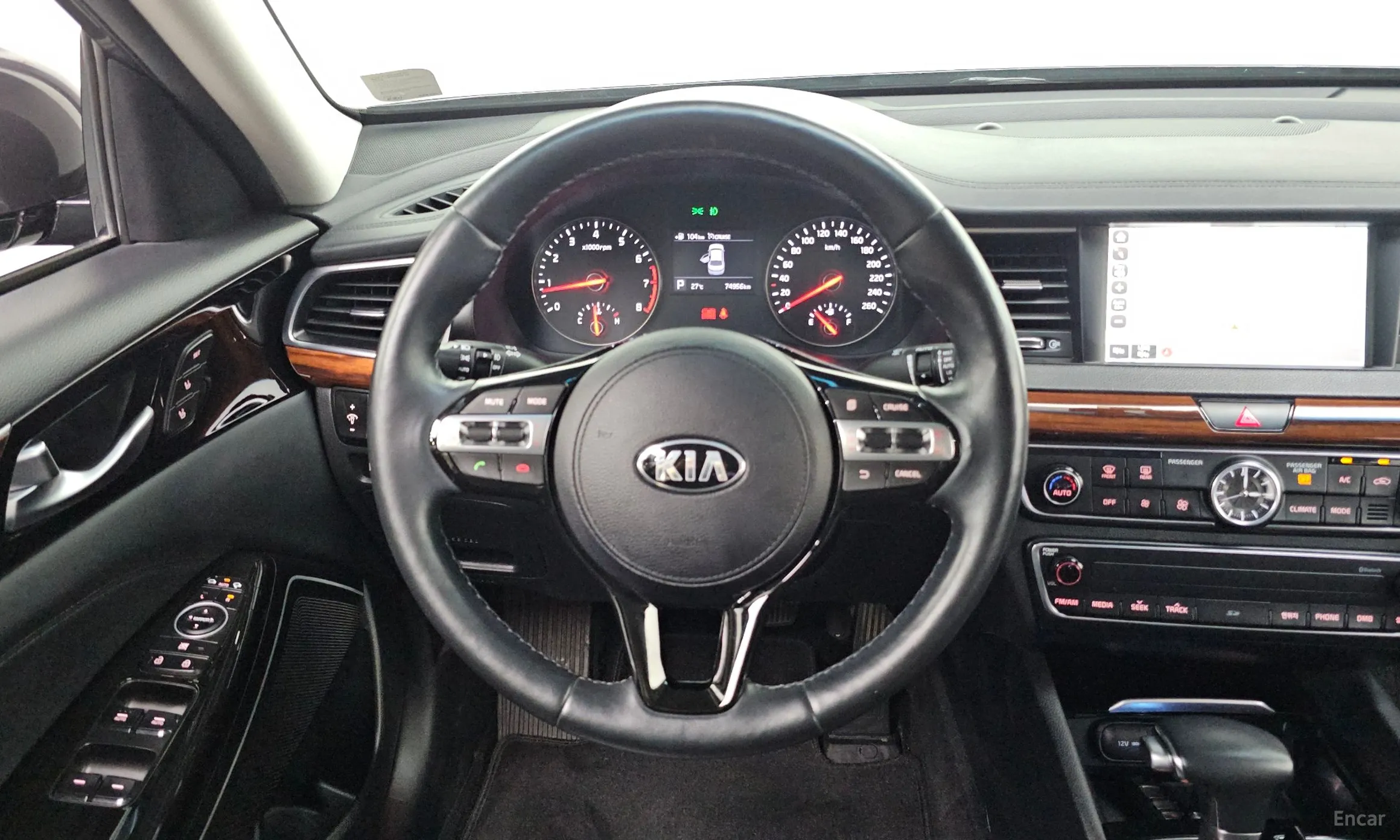 Kia K7 превью 13