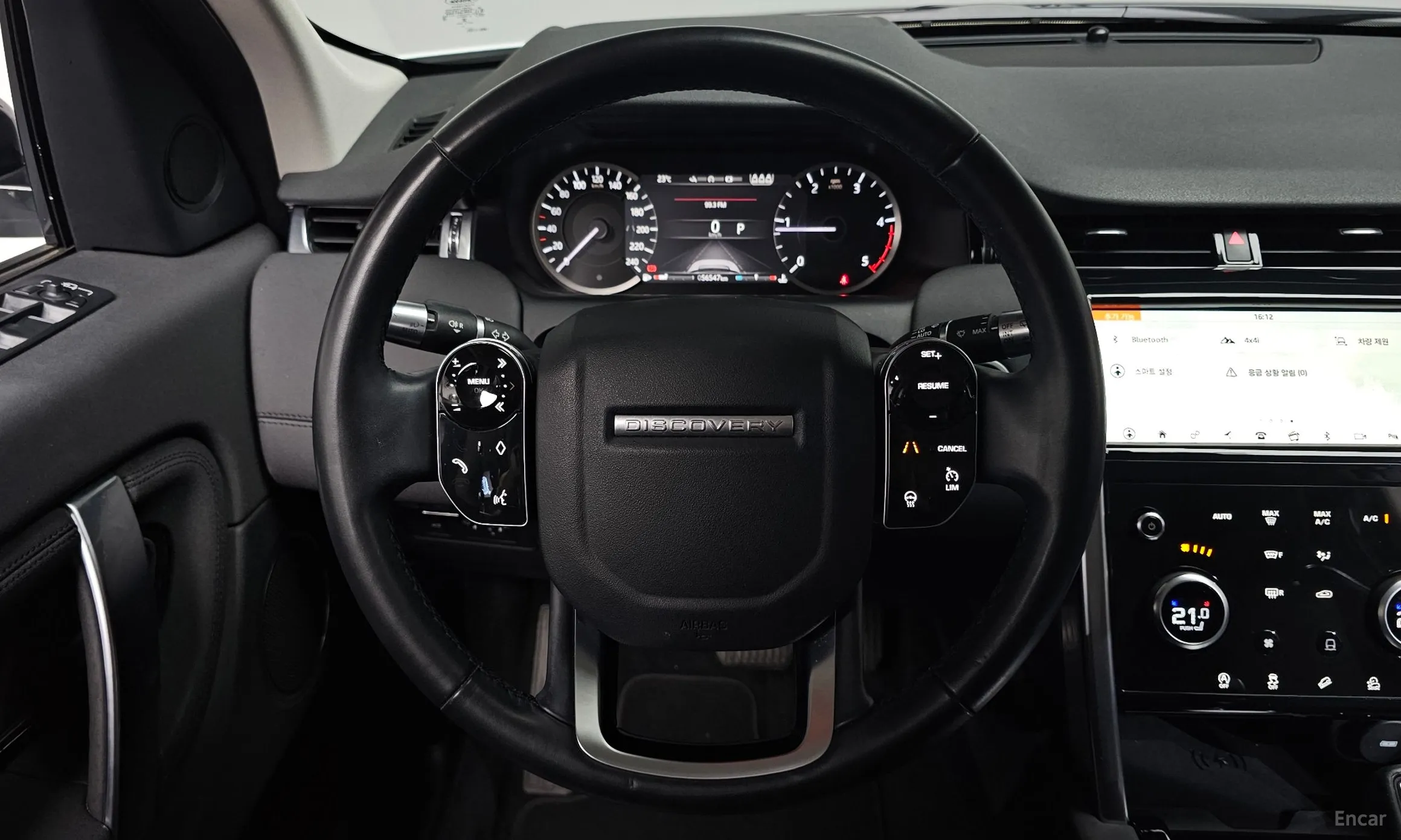 Land Rover Discovery Sports превью 13