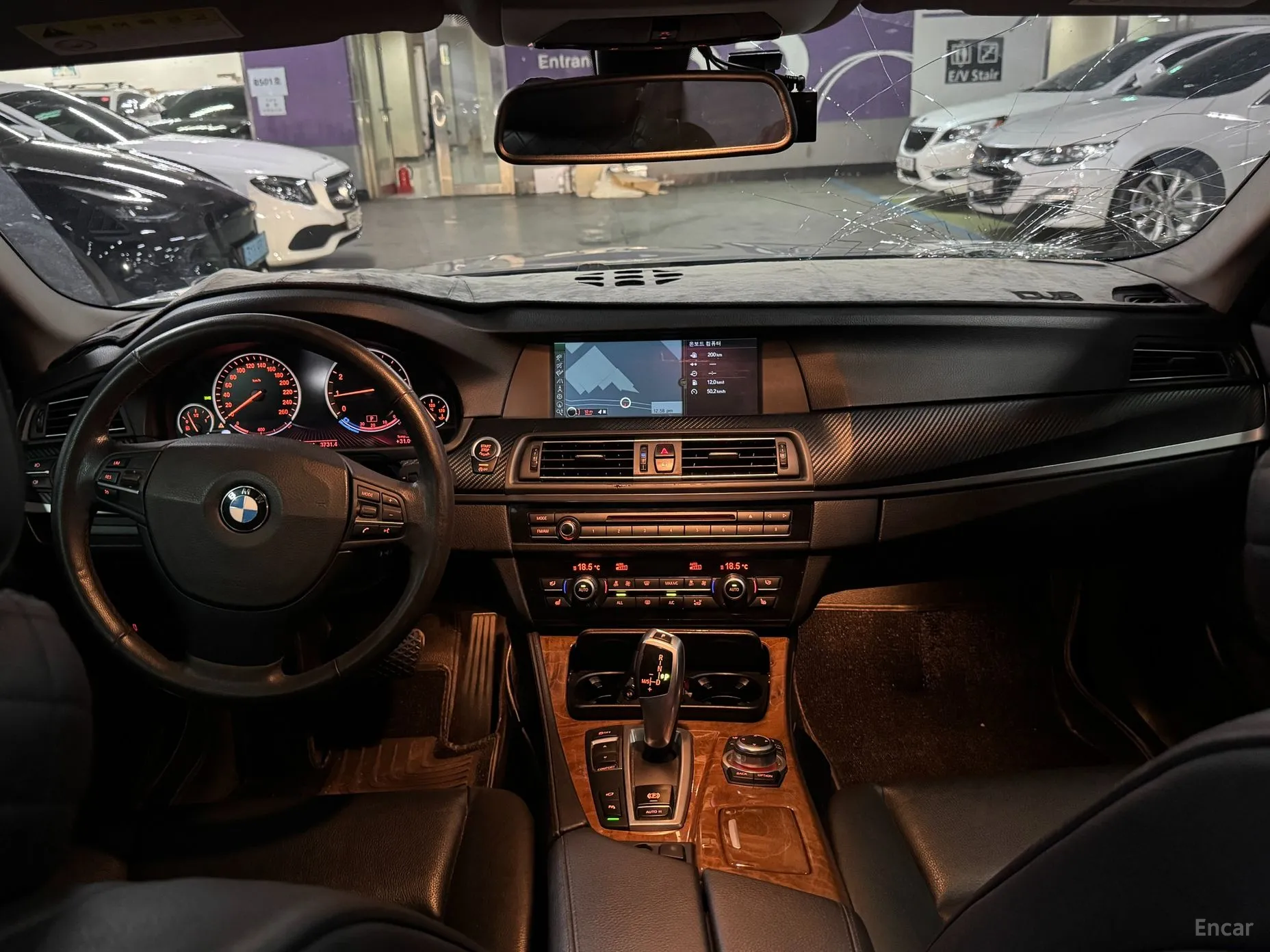 BMW 5 Series (F10) превью 7