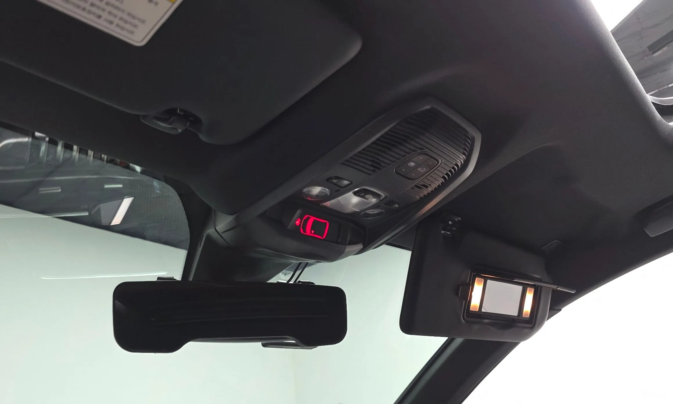 Peugeot 3008 2nd generation превью 19