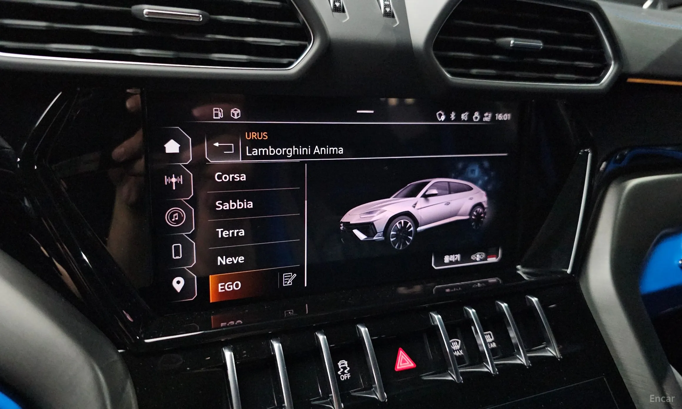 Lamborghini Urus превью 17