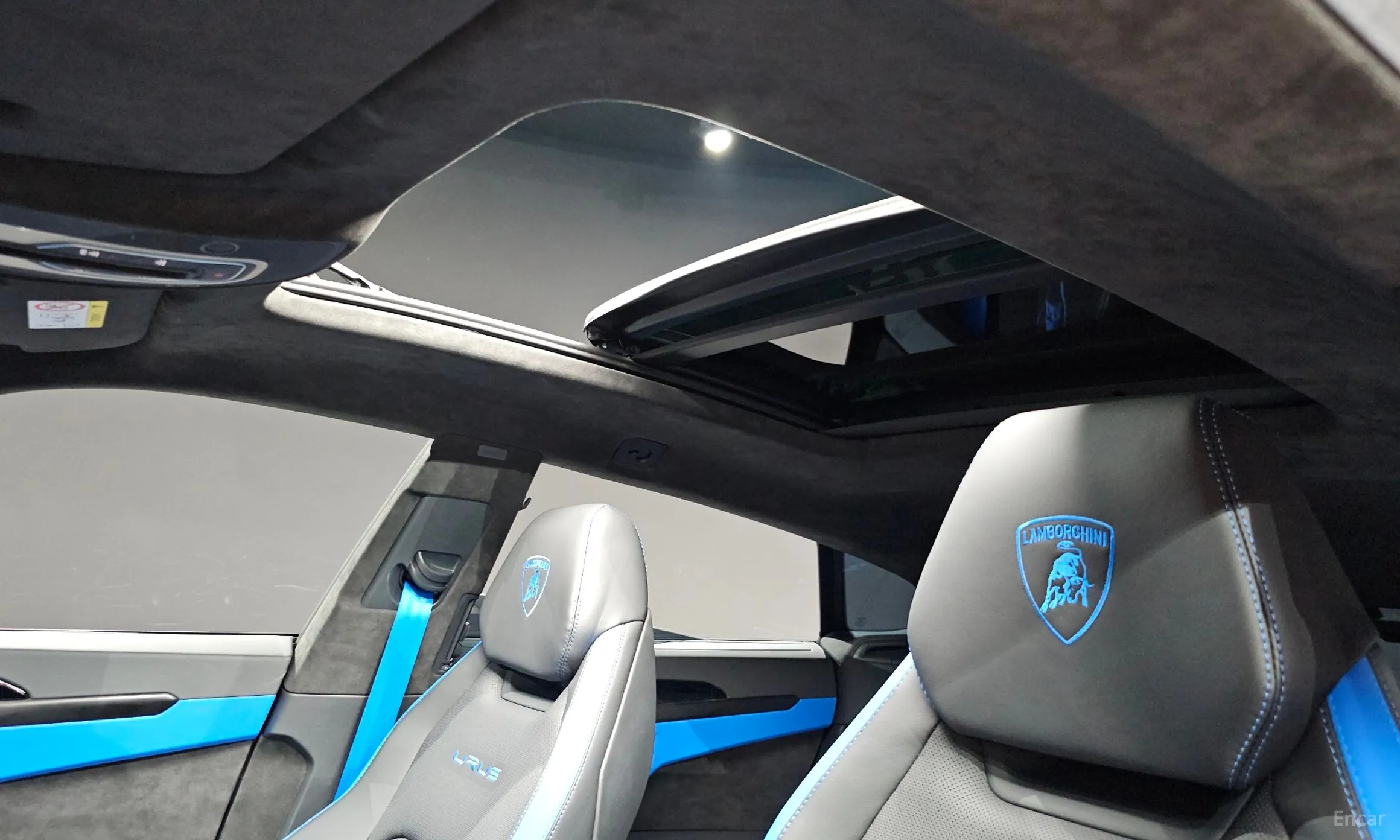 Lamborghini Urus превью 18
