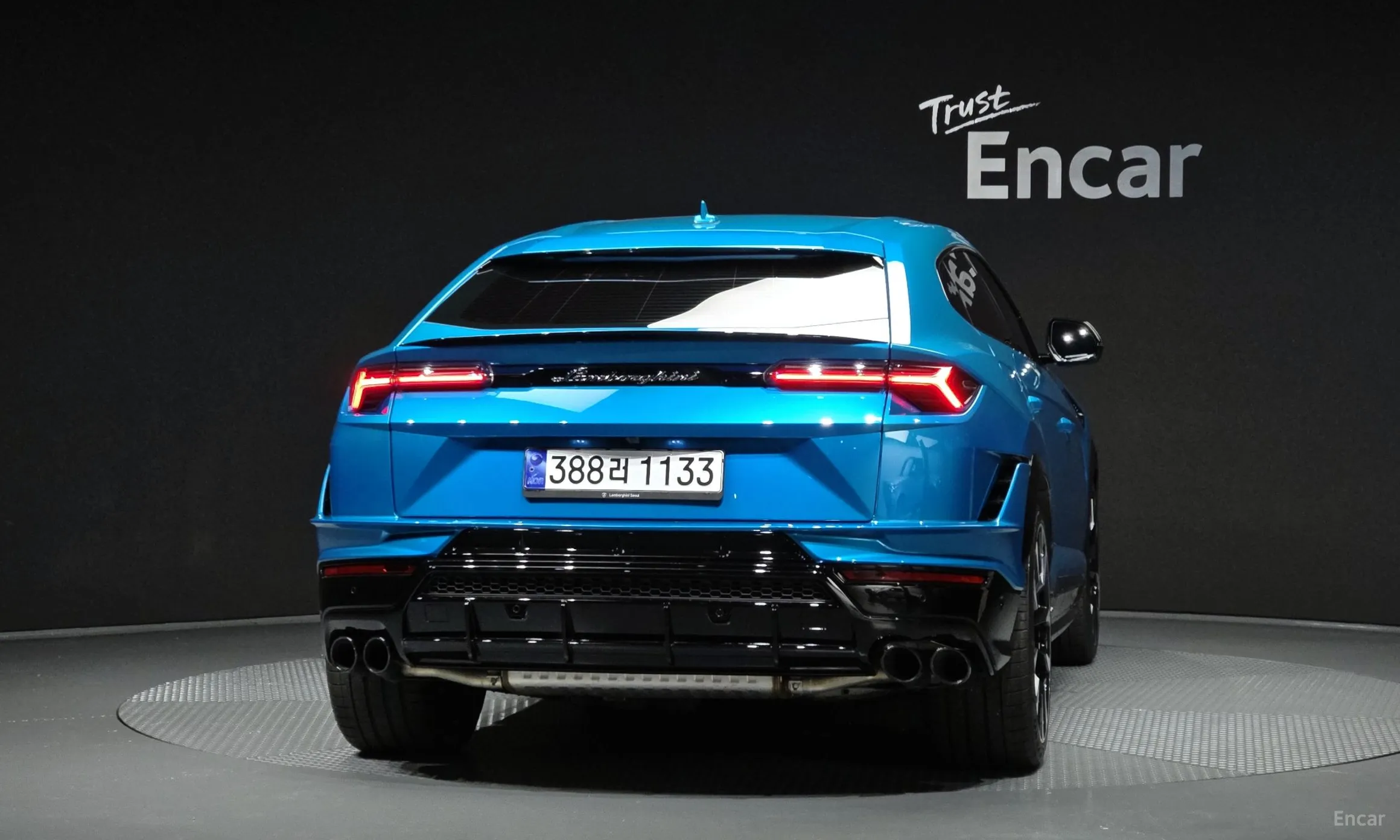 Lamborghini Urus превью 4
