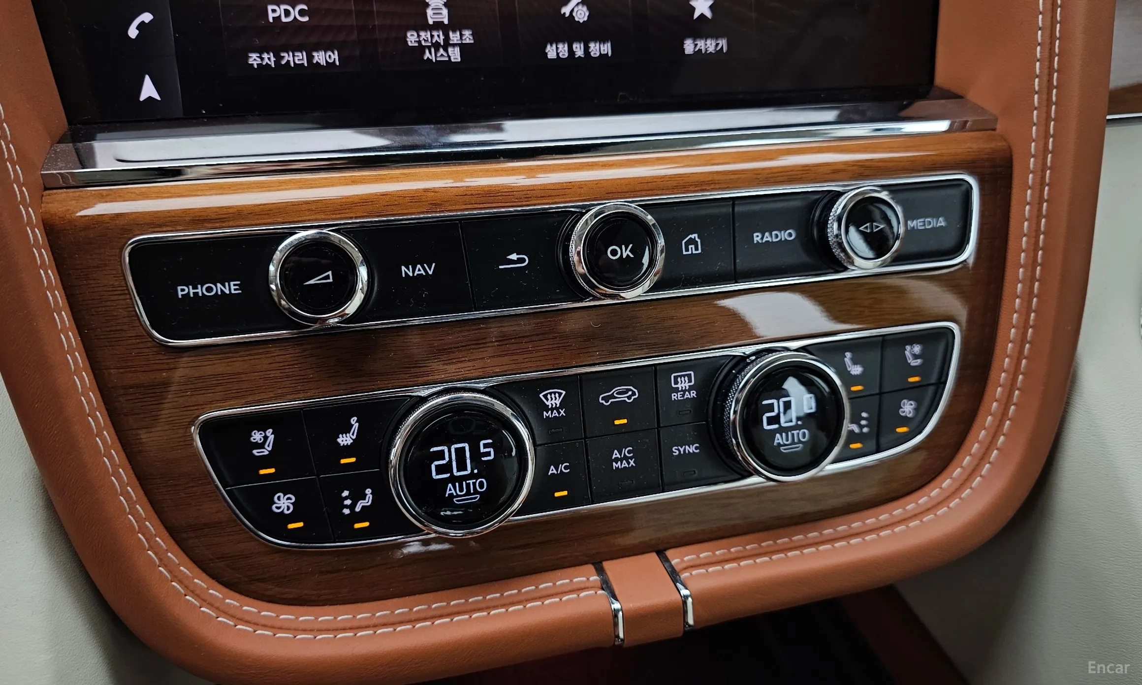 Bentley Bentayga превью 18