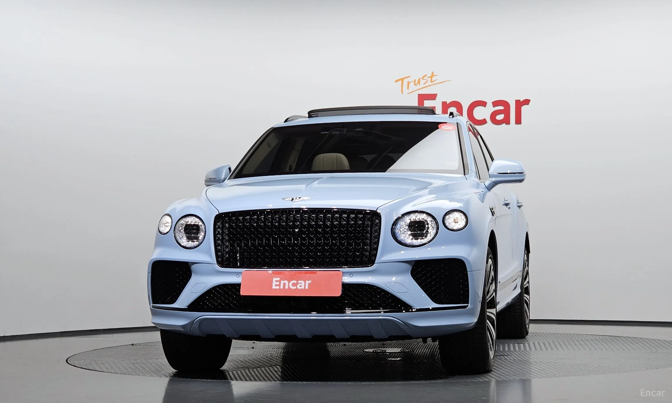 Bentley Bentayga превью 3