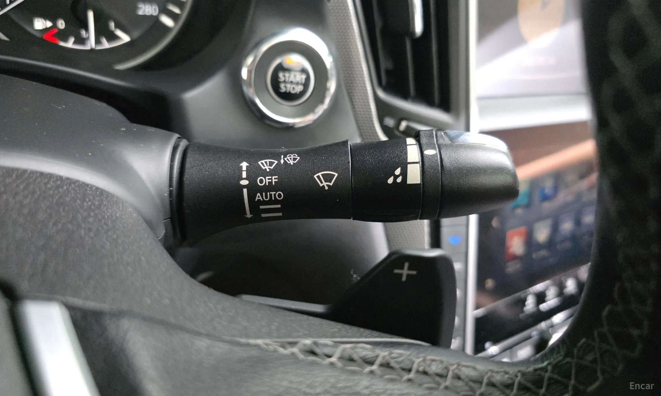 Infiniti Q50 превью 17