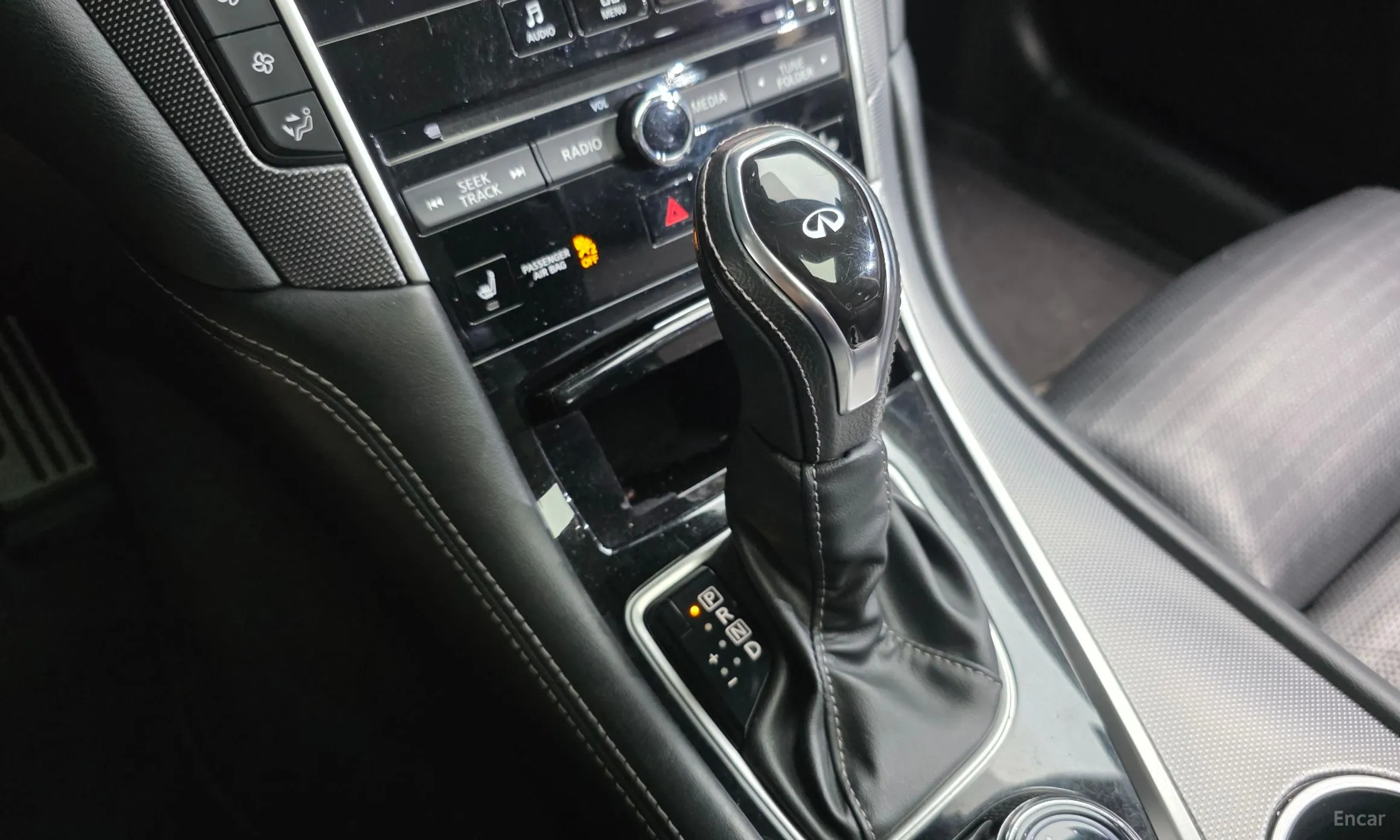 Infiniti Q50 превью 9