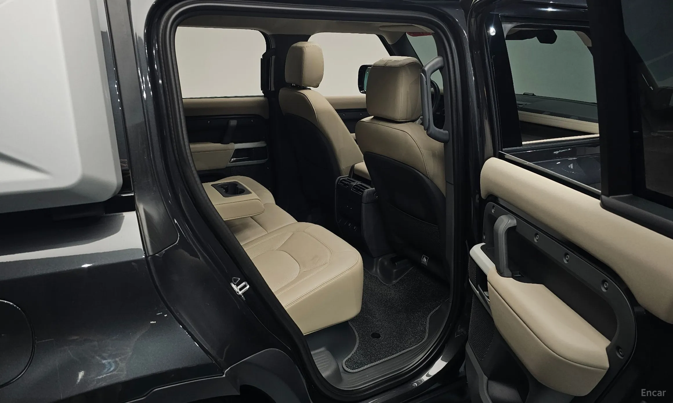 Land Rover Defender (L663) превью 12