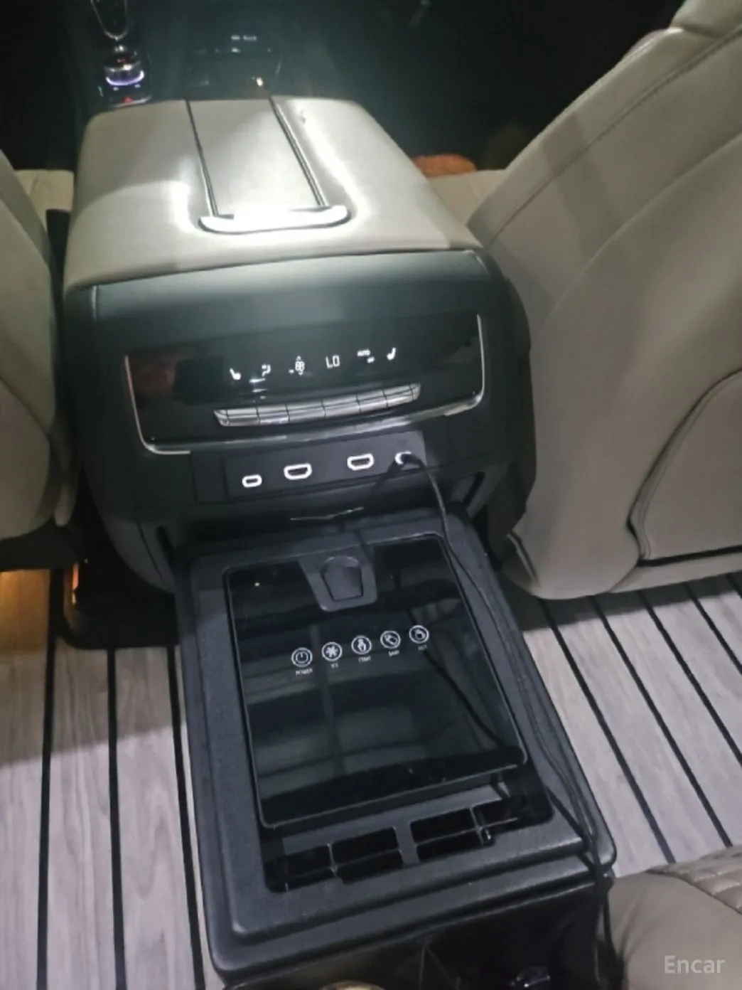 Cadillac Escalade 5th Generation превью 10
