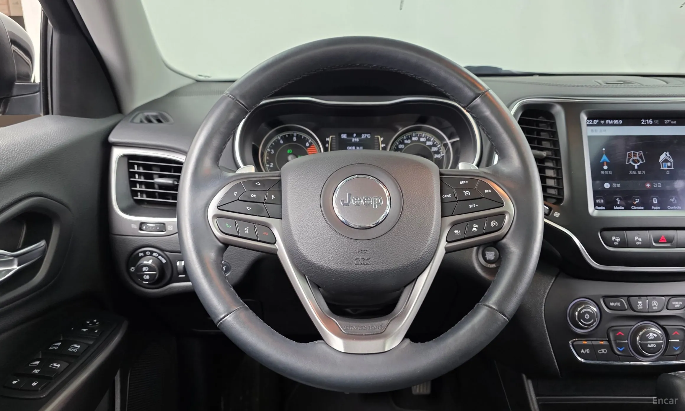Jeep Cherokee (KL) превью 12