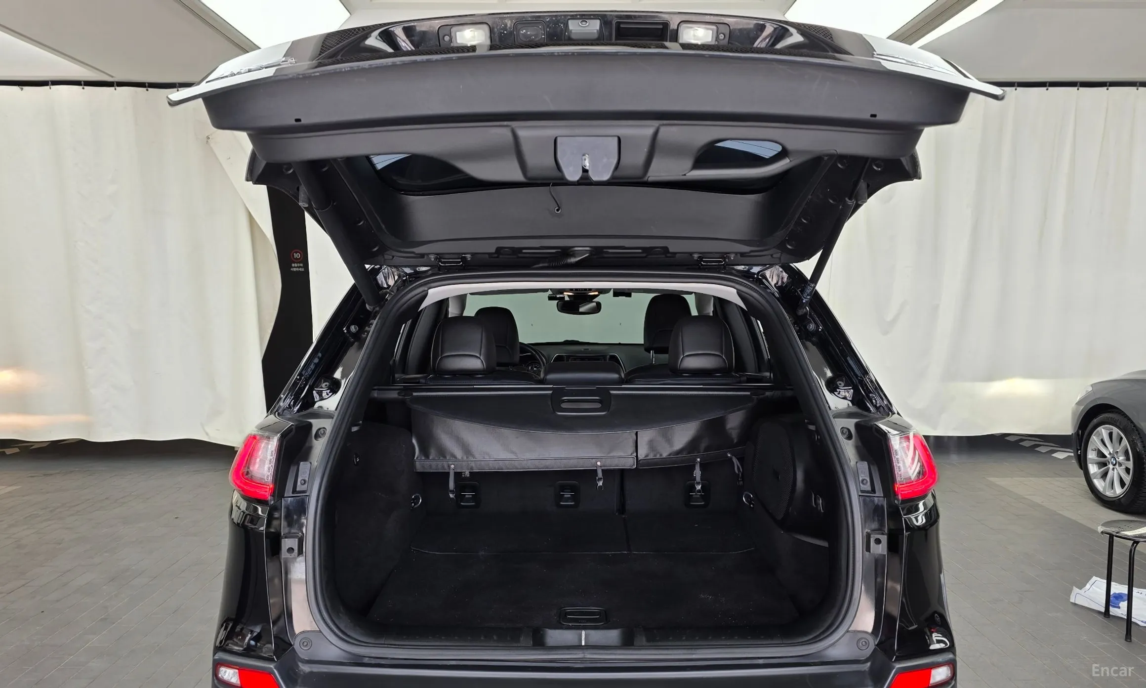 Jeep Cherokee (KL) превью 20