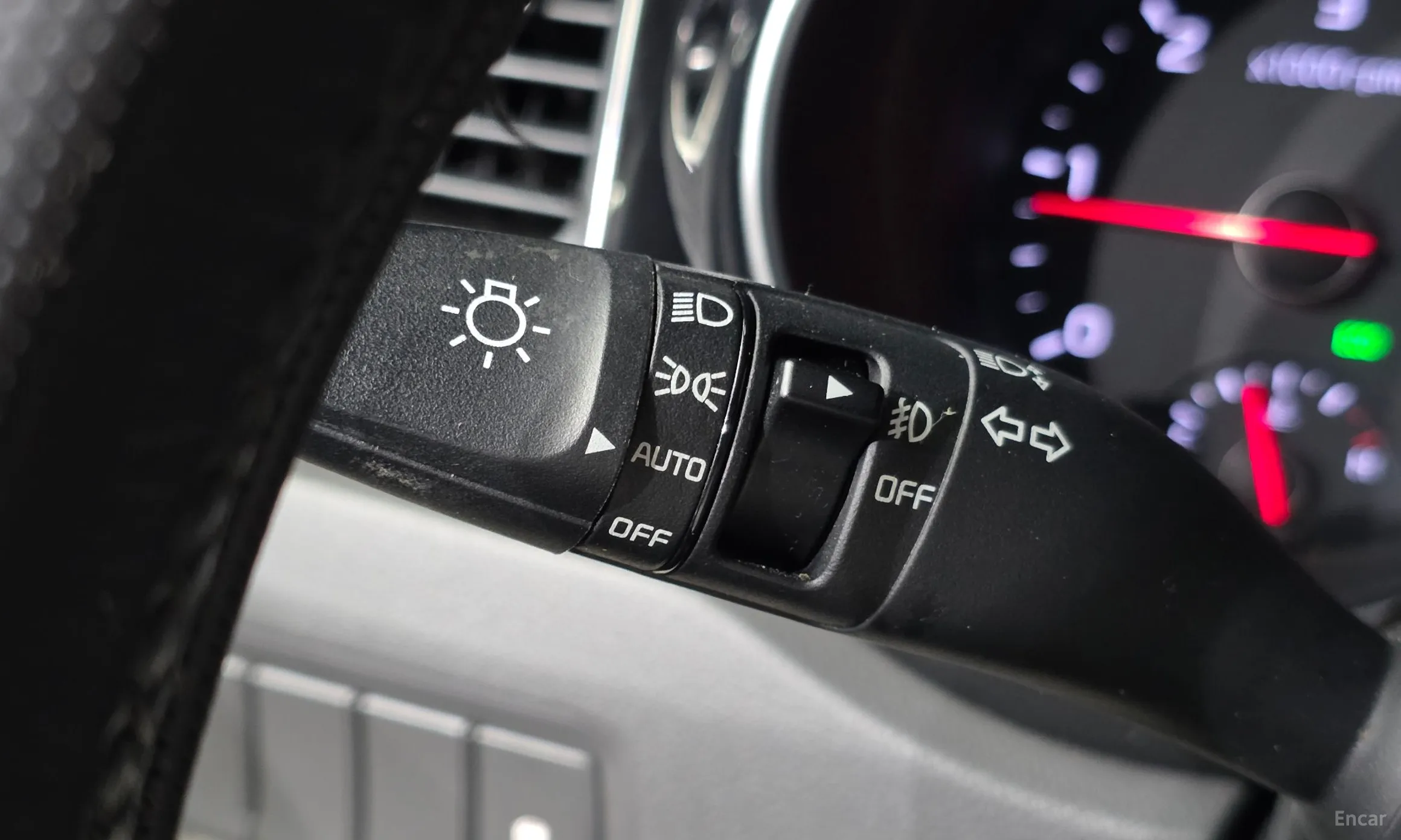 Kia Carnival превью 15