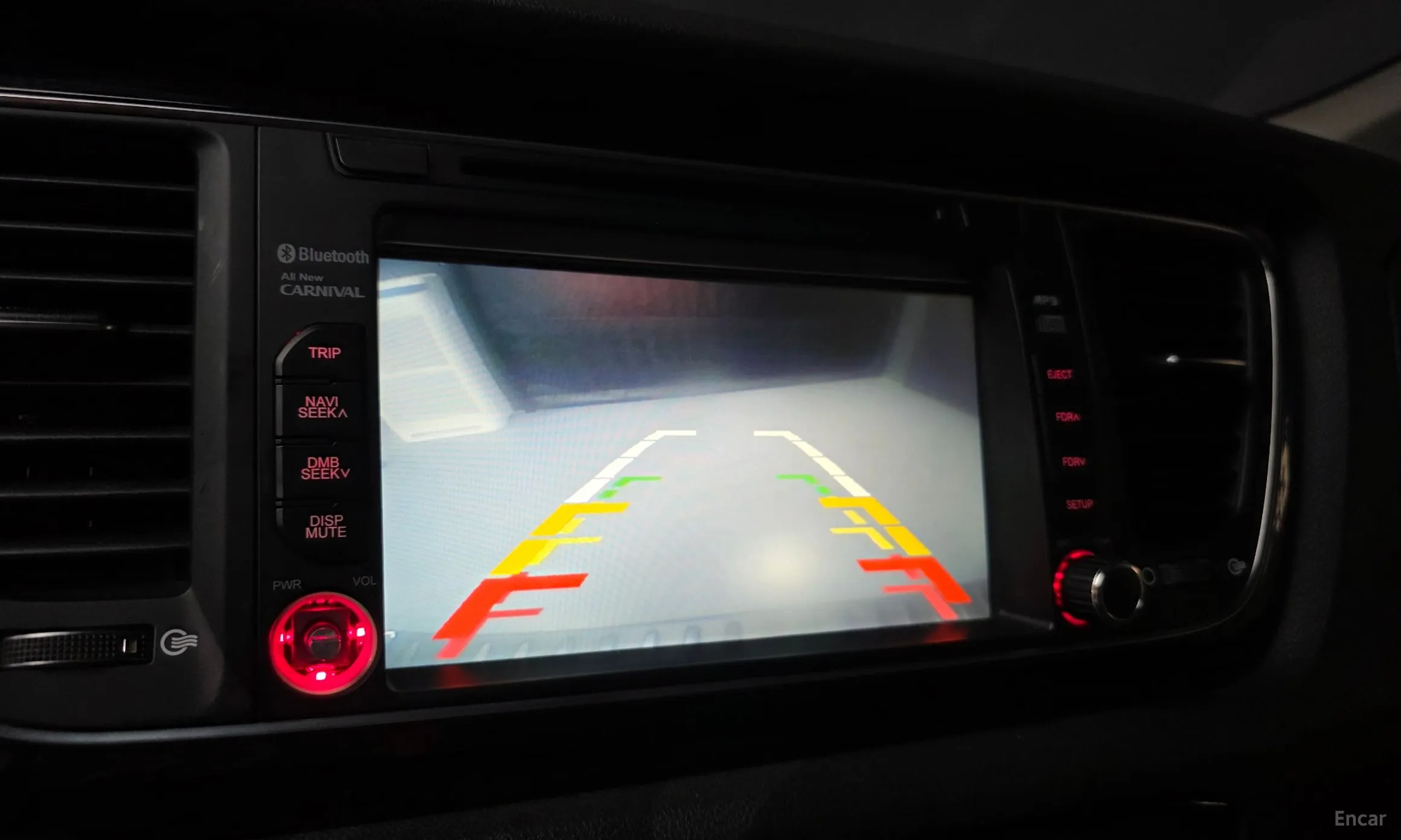 Kia Carnival превью 18