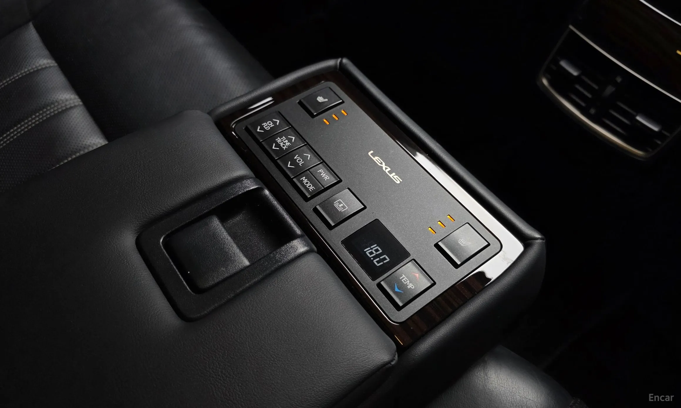 Lexus New ES300h превью 17