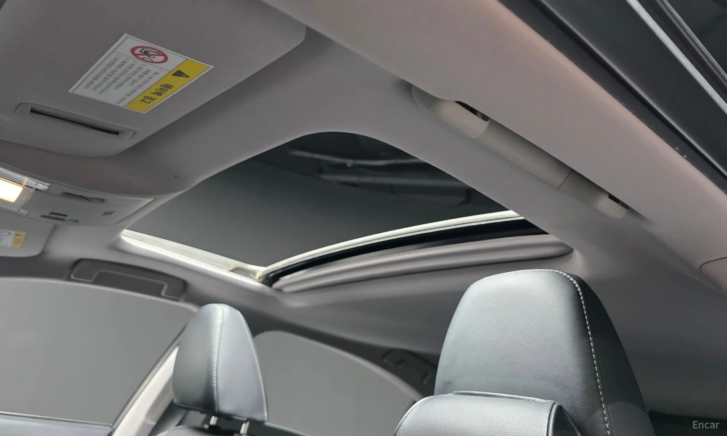 Lexus New ES300h превью 19